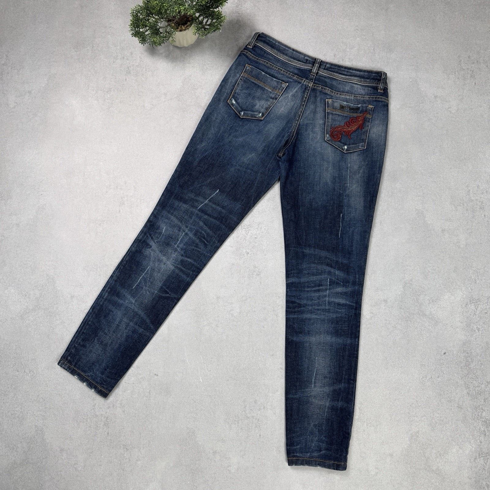 Just Cavalli Just Cavalli Women Jeans Embroidered Logo Size 28 Blue Size 28" / US 6 / IT 42 - 15 Thumbnail