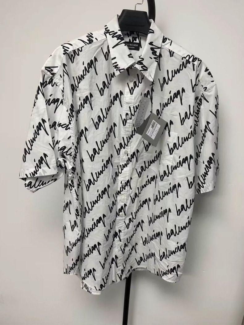 Balenciaga Balenciaga size 39 Full monogram print lapel single breaste Size US S / EU 44-46 / 1 - 1 Thumbnail