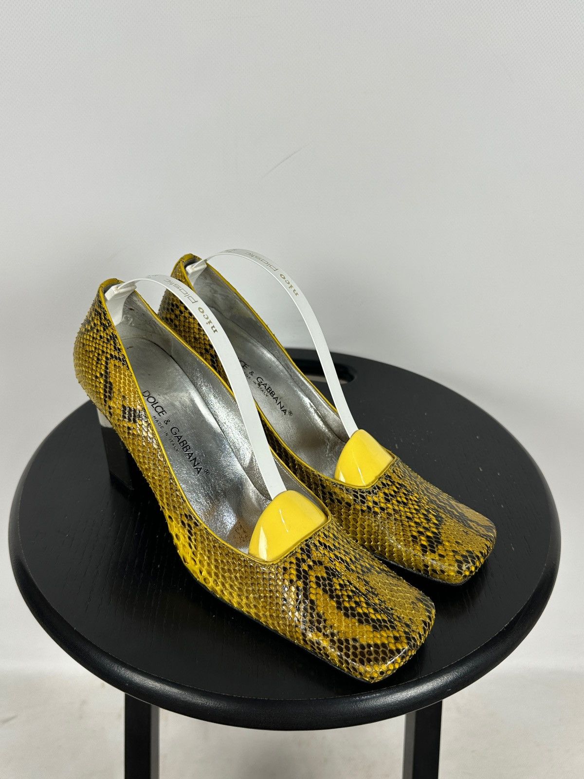 Dolce & Gabbana Vintage Dolce & Gabbana Snakeskin Block Heel Pumps Size US 6 / IT 36 - 1 Thumbnail