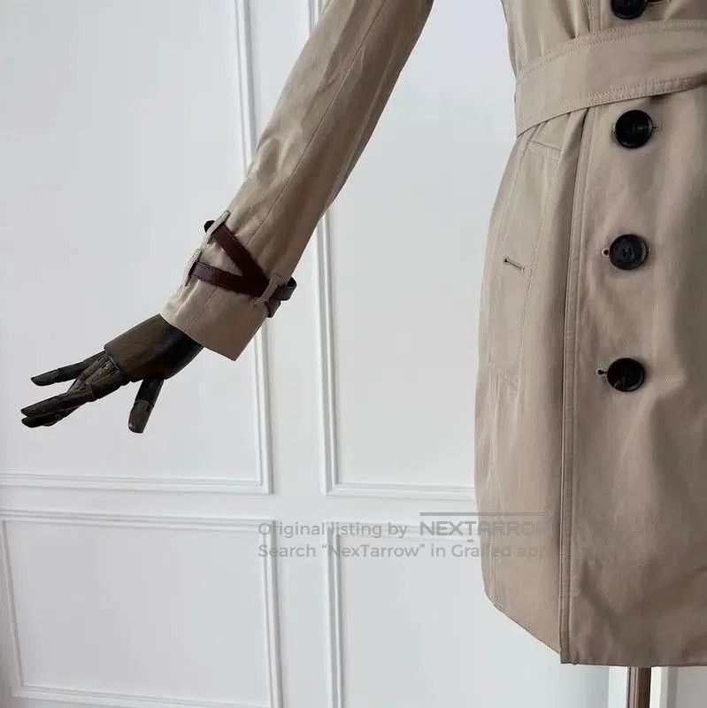 Burberry Burberry Women's Khaki Trench Coat XS Size. Size XS / US 0-2 / IT 36-38 - 4 Thumbnail
