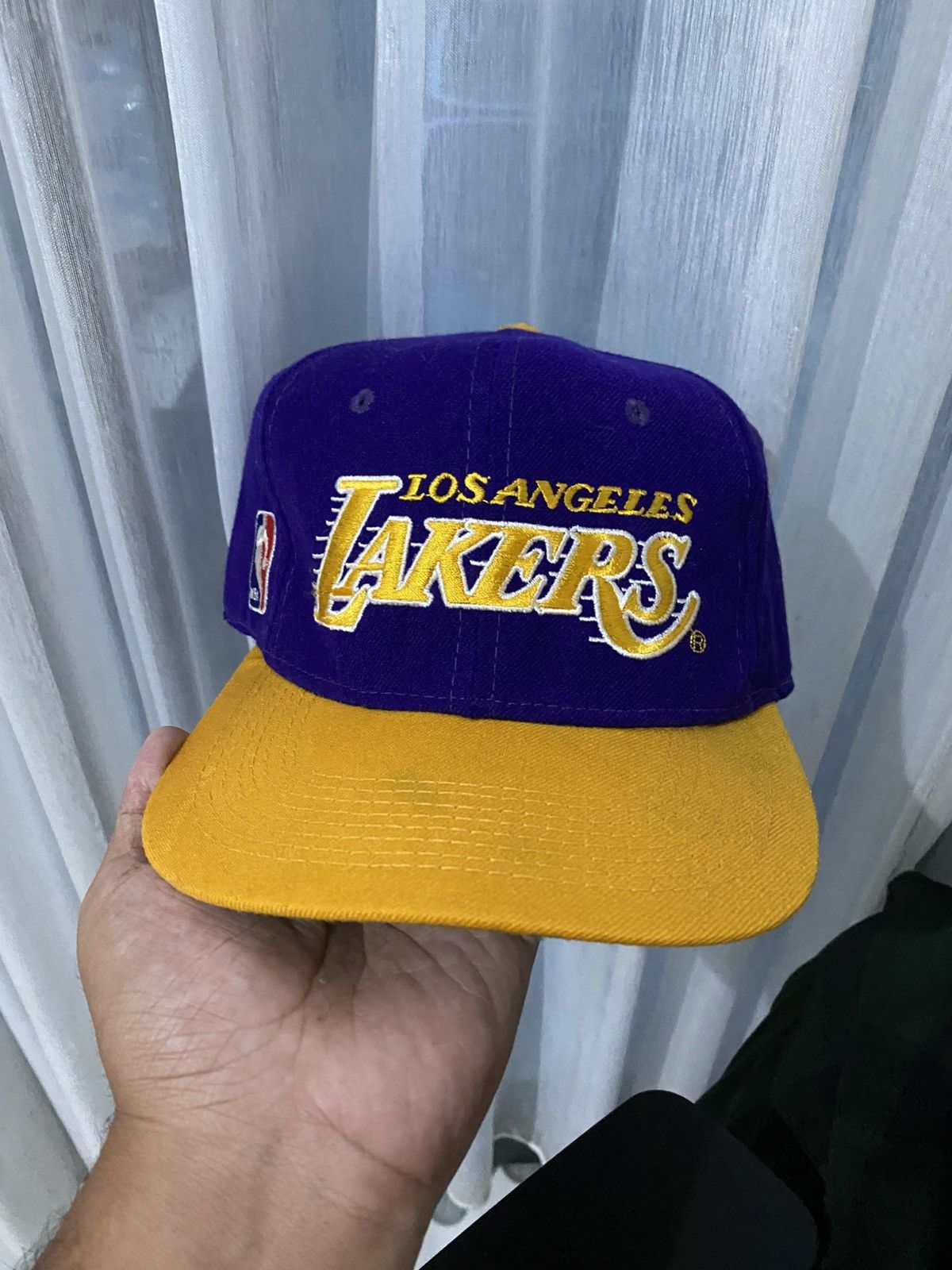 Sports Specialties 90s Lakers NBA Vintage Hat Sport Specialities Wool Fitted Size ONE SIZE - 1 Thumbnail