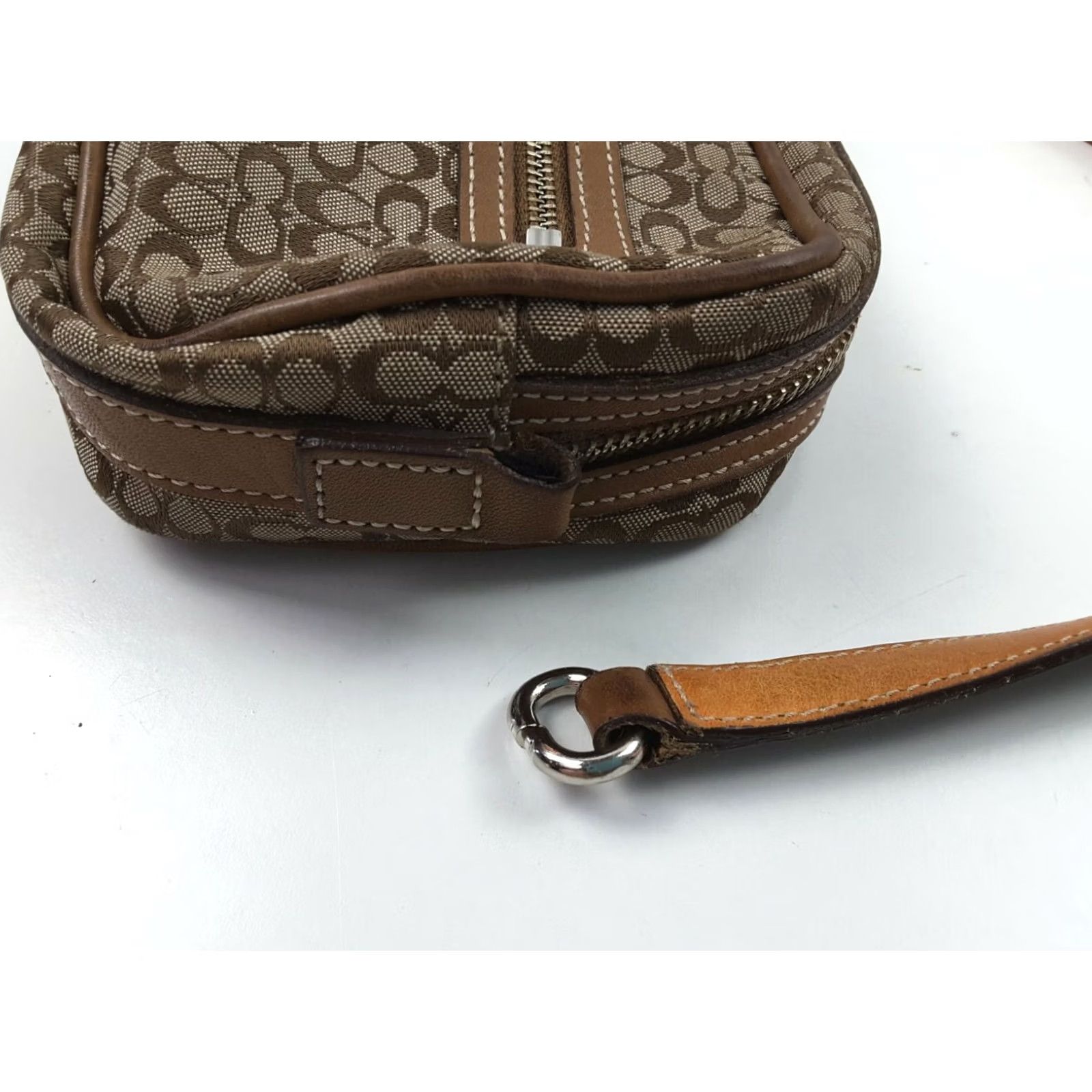 Coach Coach Signature 6341 Pouch Shoulder Handbag Purse Brown Women Bag Size ONE SIZE - 6 Thumbnail