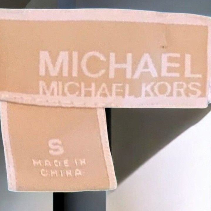 Michael Kors Michael Michael Kors quarter sleeve green animal print top S Size S / US 4 / IT 40 - 5 Thumbnail