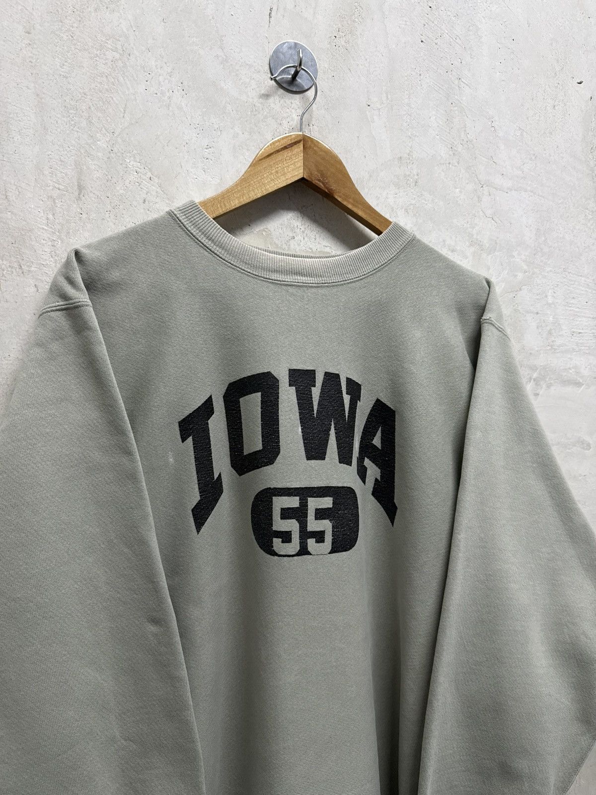Champion Vintage 90s Champion Reverse Weave Iowa State Sweatshirt Size US XL / EU 56 / 4 - 4 Thumbnail