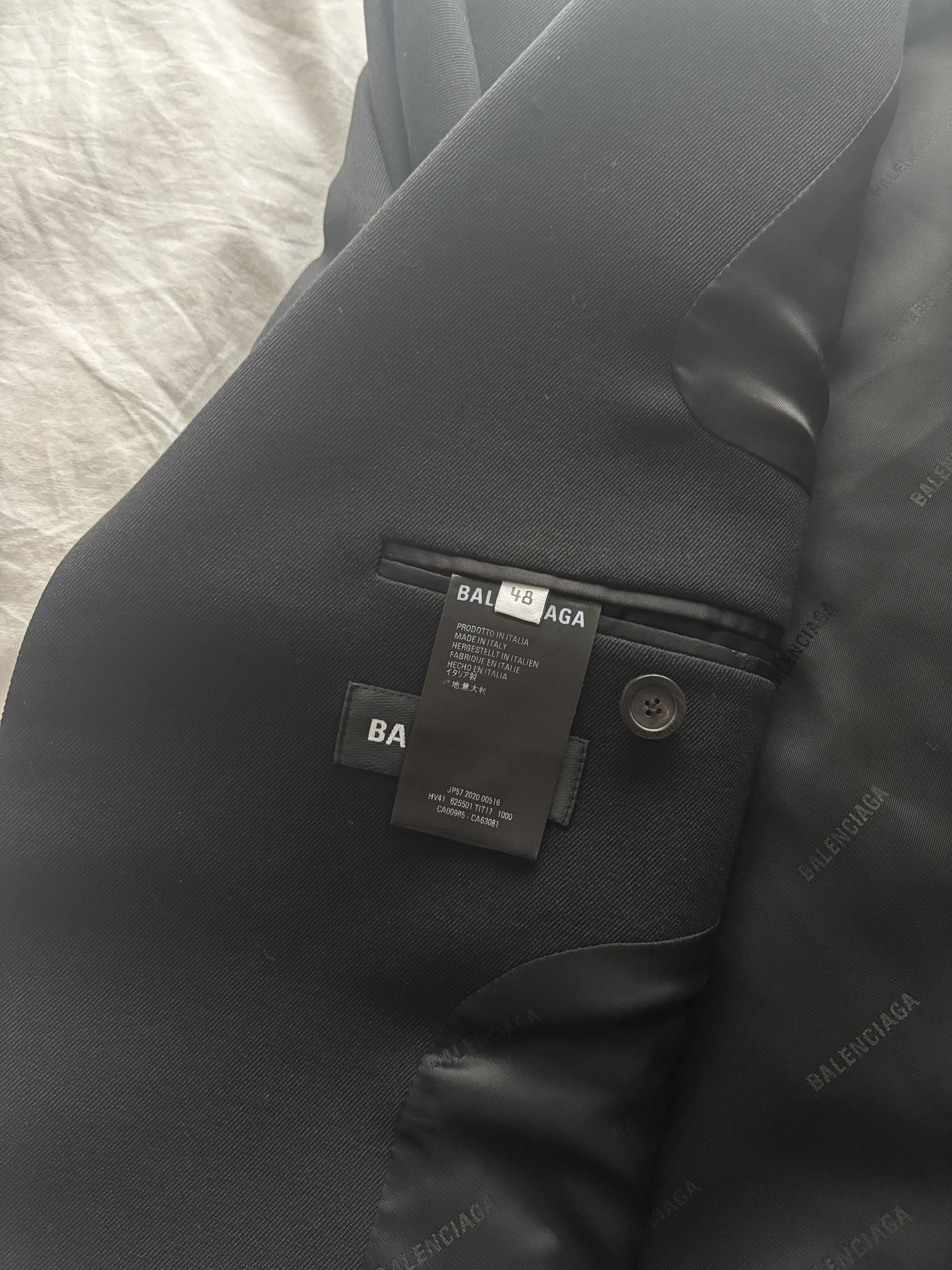Balenciaga Balenciaga Phone Holder Jacket Size US M / EU 48-50 / 2 - 9 Thumbnail