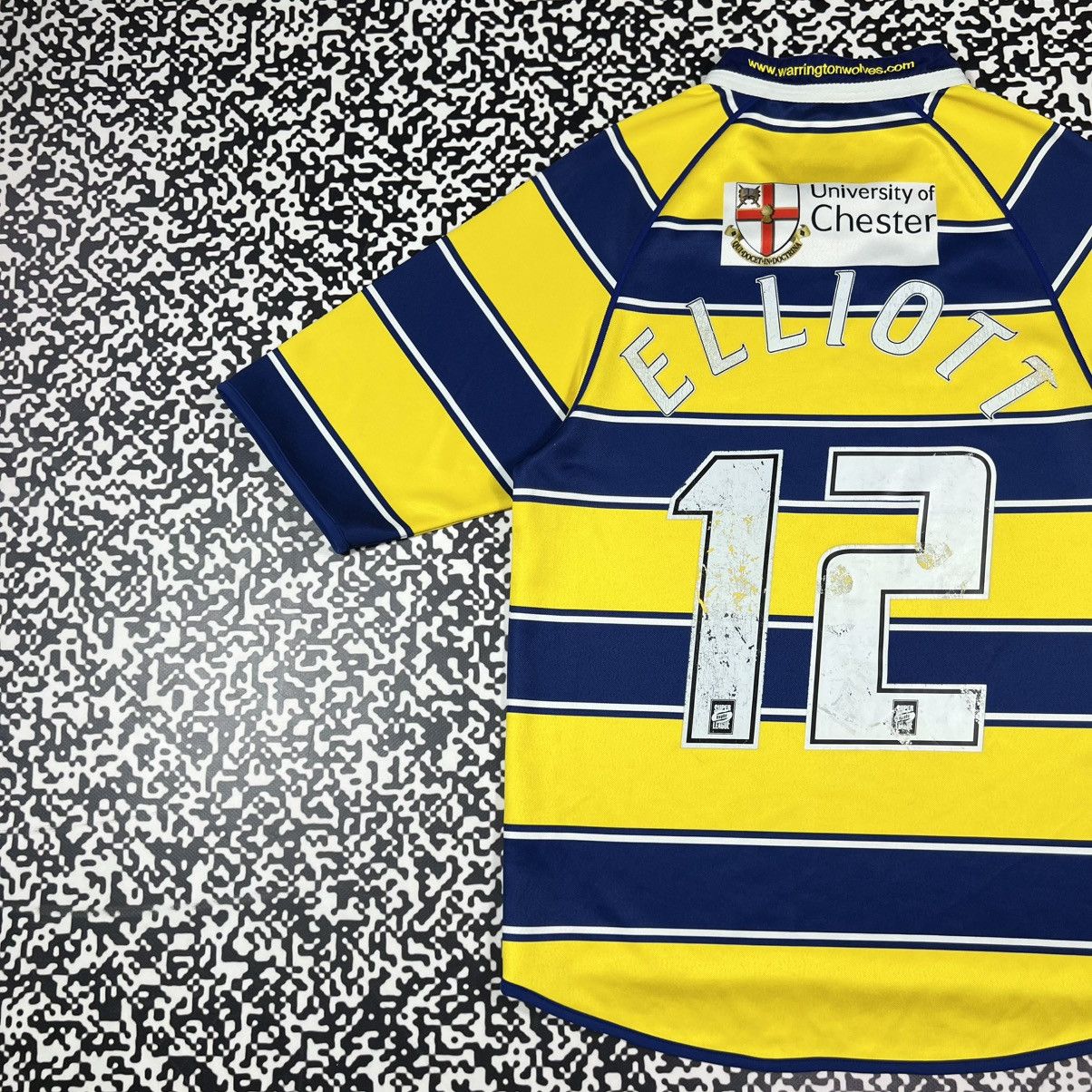 Canterbury of New Zealand Vintage Y2K Warrington Wolves Elliott Rugby Jersey Retro Size US M / EU 48-50 / 2 - 3 Thumbnail