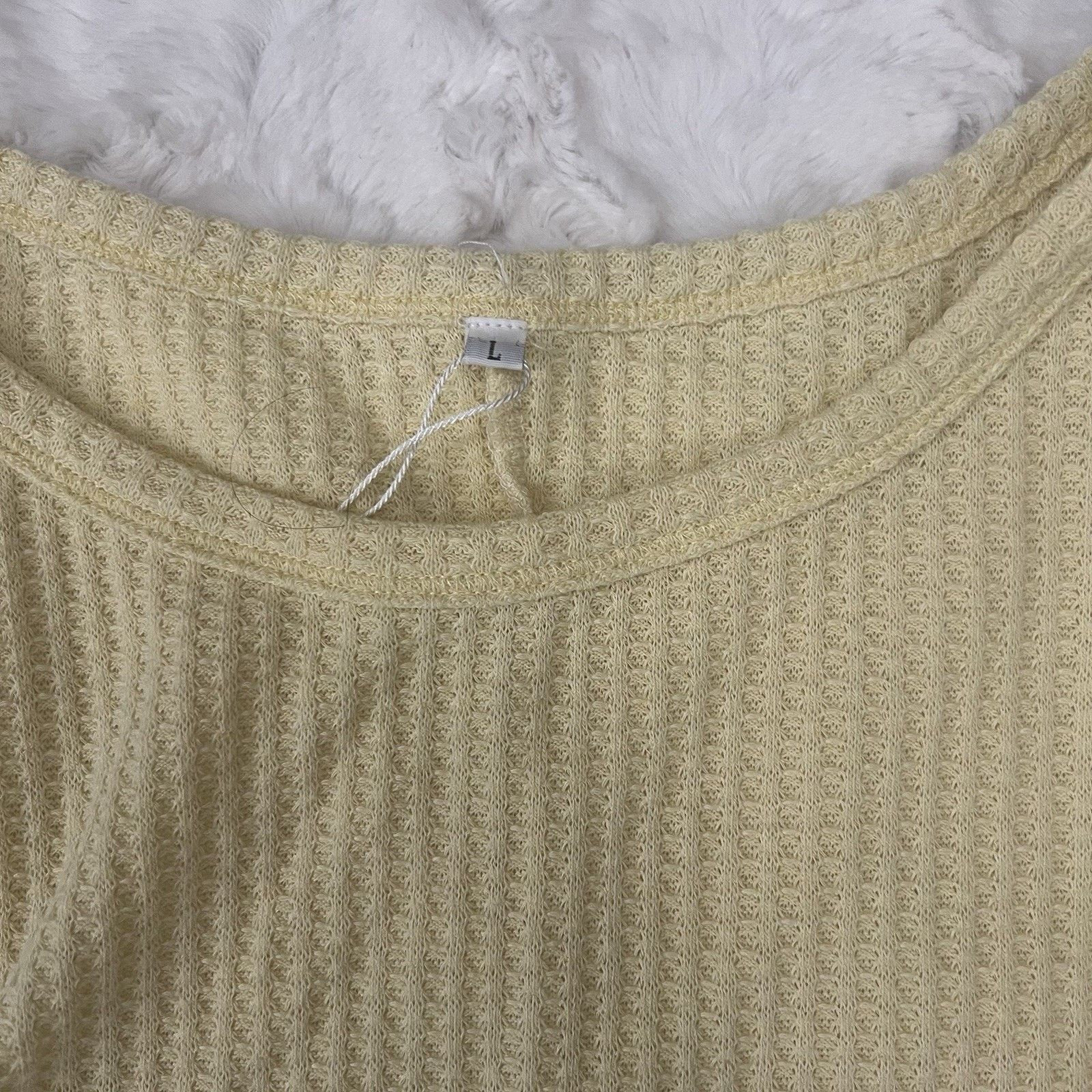 Other Women Yellow Pullover Blouse 3/4 Embroidered Sleeves Size L Size L / US 10 / IT 46 - 4 Thumbnail