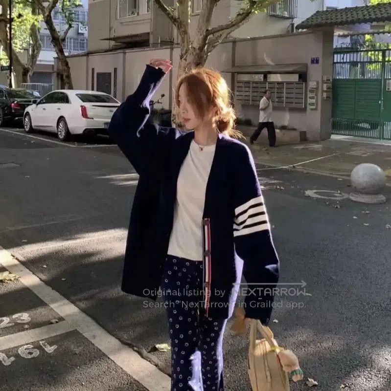 Thom Browne Thom Browne Navy Wool Short Cardigan for Women . Size S / US 4 / IT 40 - 8 Thumbnail