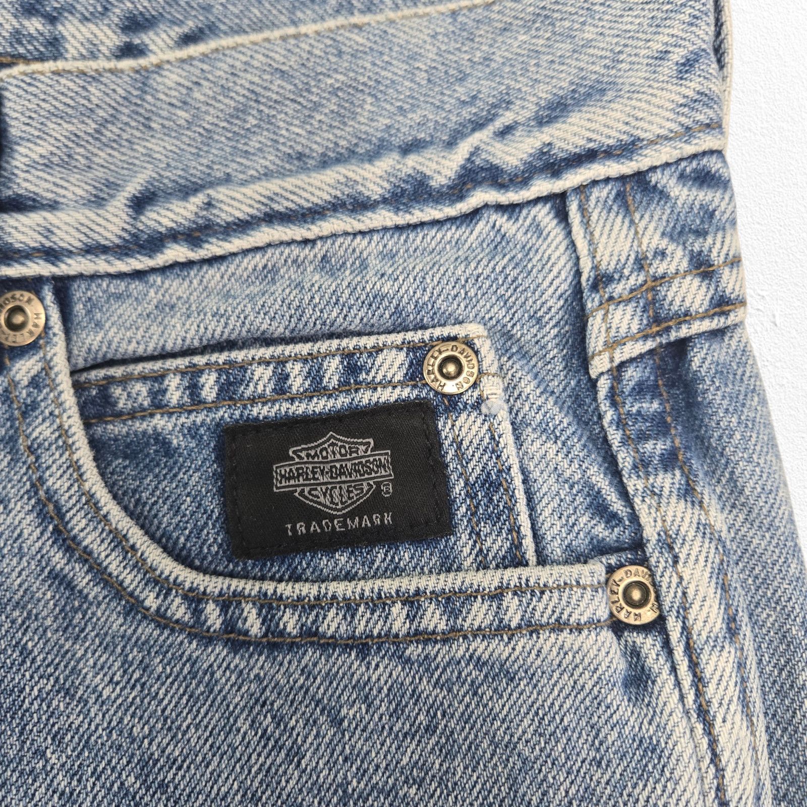 Harley Davidson 2002 Harley-Davidson Bootcut Jeans Light Wash Size 10R Size 32" / US 10 / IT 46 - 4 Thumbnail