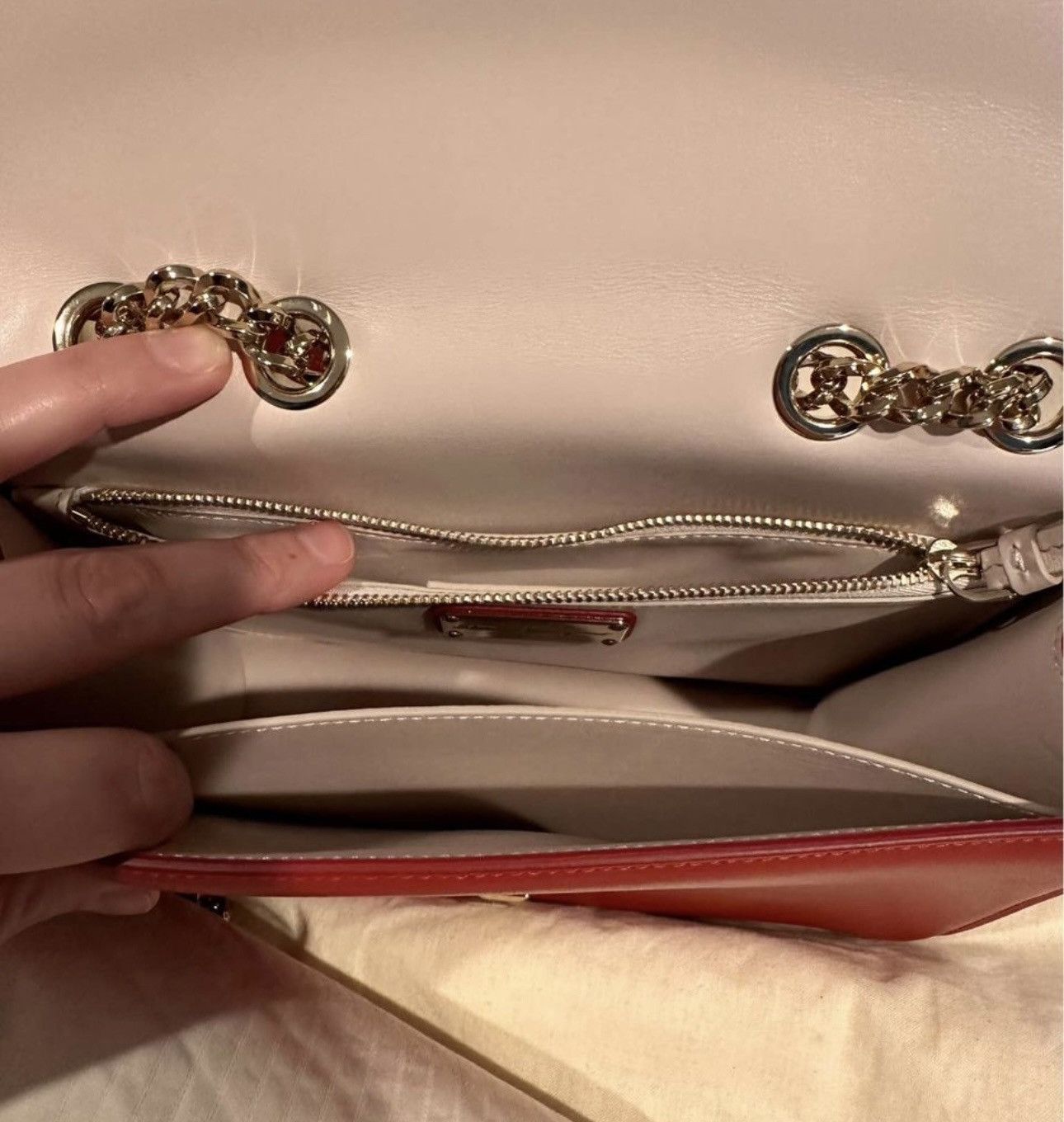 Salvatore Ferragamo Ferragamo Ladies Red Vara Bow Flap Shoulder Bag Size ONE SIZE - 4 Thumbnail