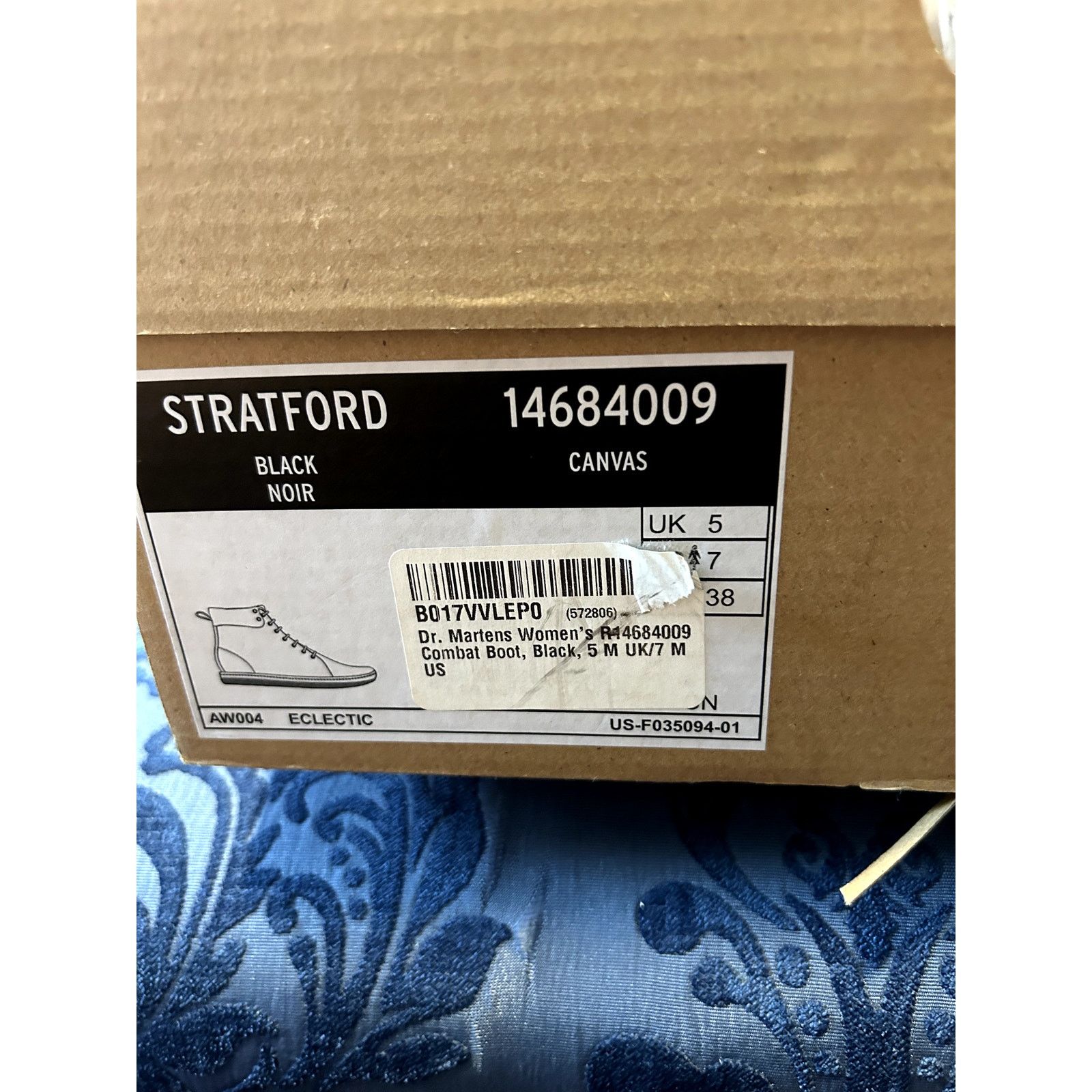 Dr. Martens Dr Martens Stratford Black Rainbow Interior size 7/EU 38 NWT Size US 7 / IT 37 - 2 Thumbnail