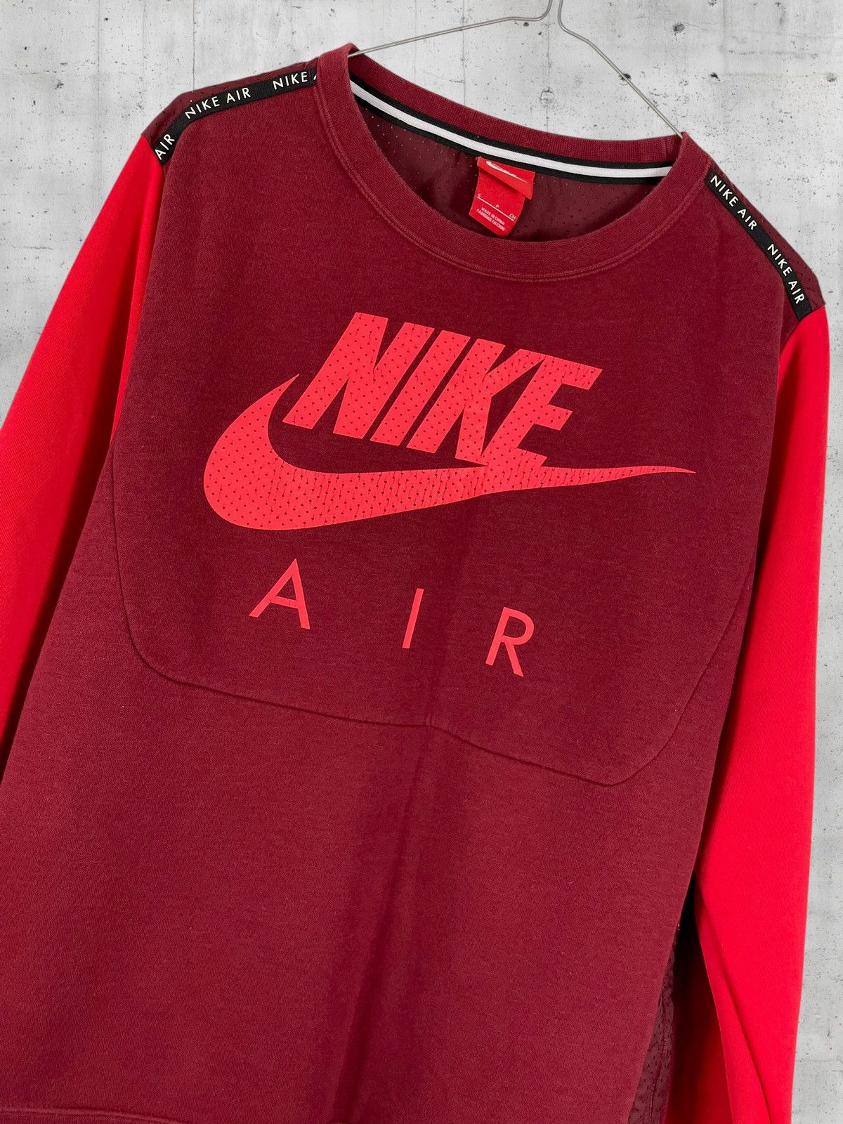 Nike Nike Air Spellout Logo Colorblock Sweatshirt Size US S / EU 44-46 / 1 - 1 Thumbnail