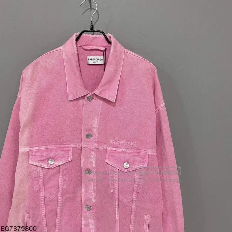 Balenciaga Balenciaga Pink washed denim jacket Size US M / EU 48-50 / 2 - 5 Thumbnail