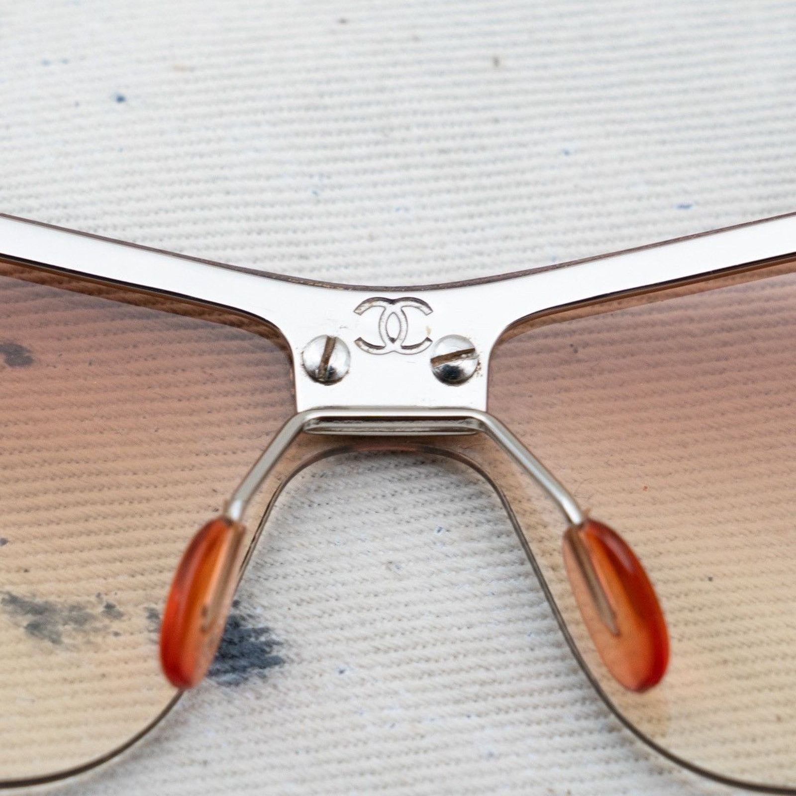 Chanel × Vintage Vintage chanel logo gradient rimless shield y2k sunglasses Size ONE SIZE - 5 Thumbnail