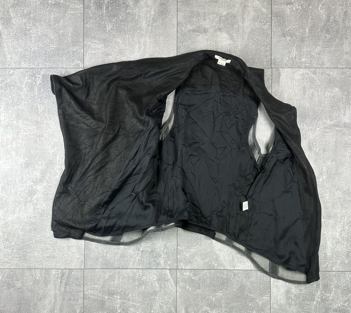 Helmut Lang Helmut Lang Swing Neck Zipper Vest Jacket Asymmetric Size XS / US 0-2 / IT 36-38 - 17 Thumbnail