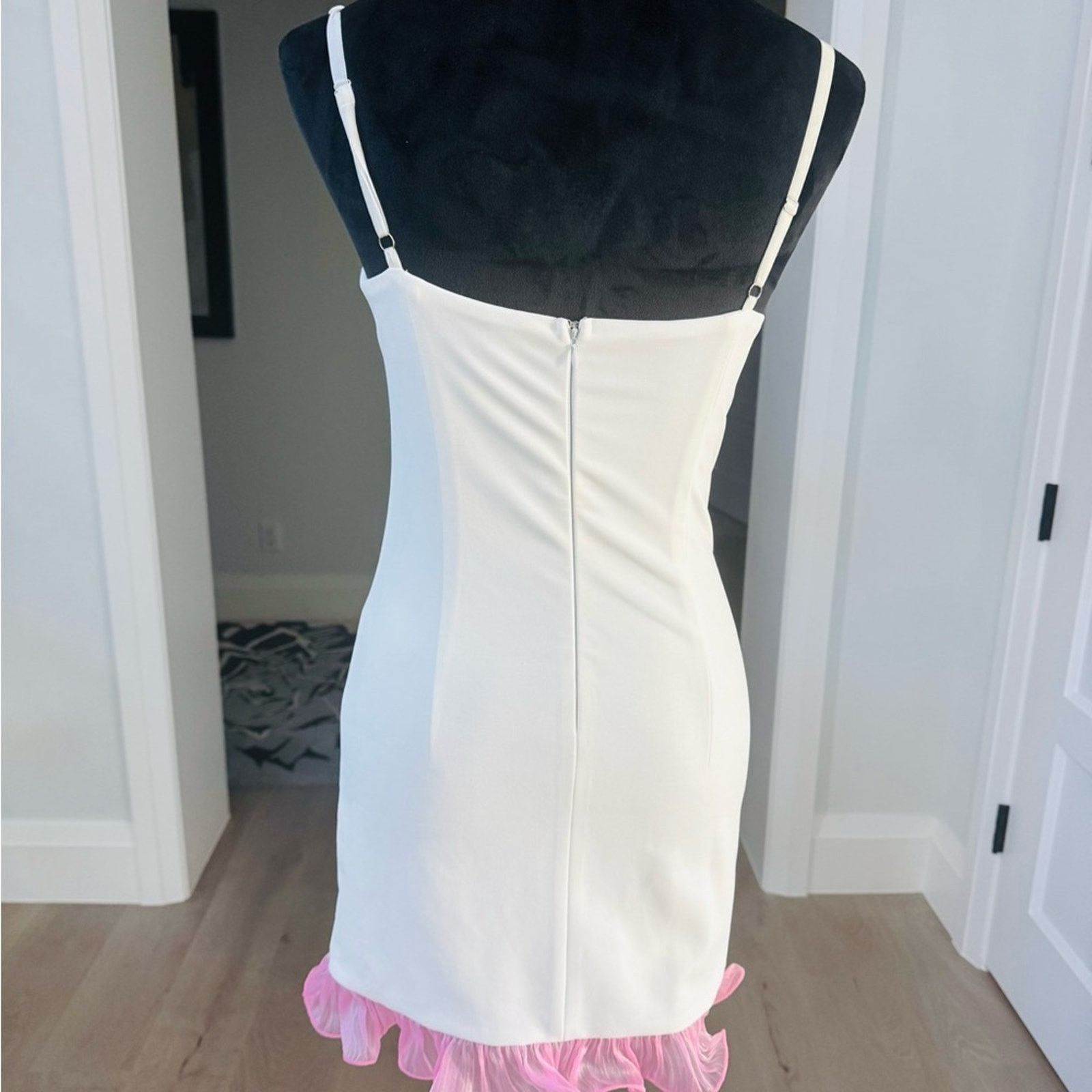 Other White Silk Mini Dress with Colorful Sequin Starfish size S Size S / US 4 / IT 40 - 13 Thumbnail