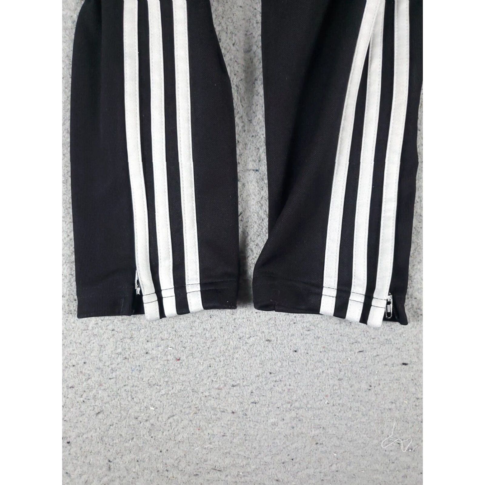 Adidas ADIDAS Jogger Pants Womens Small Black Solid Activewear Athleisure Size 28" / US 6 / IT 42 - 5 Thumbnail