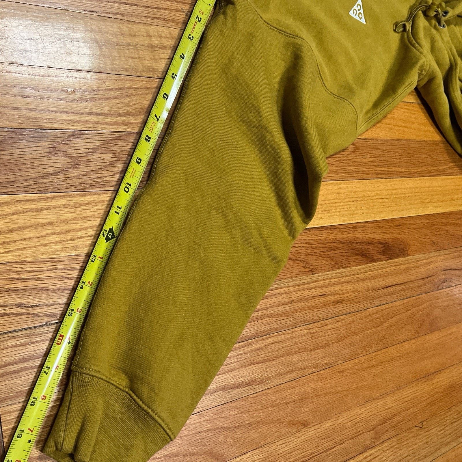 Nike Nike ACG Hoodie Heavy Sweatshirt Peat Moss CW4490-386 Size US S / EU 44-46 / 1 - 7 Thumbnail