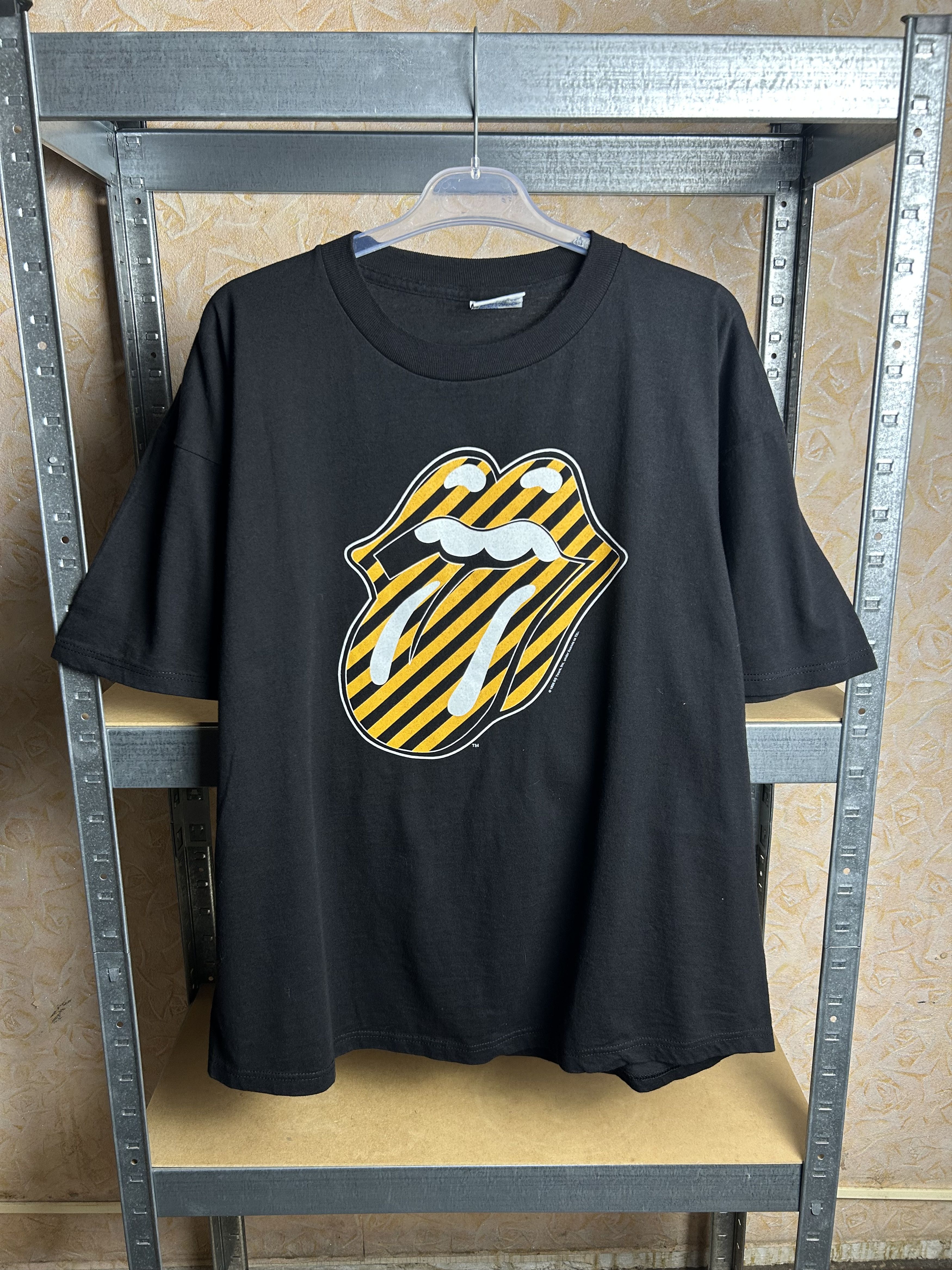 Band Tees Vintage 1999 Rolling Stones Rock Band Tour T-shirt Size US XL / EU 56 / 4 - 1 Thumbnail