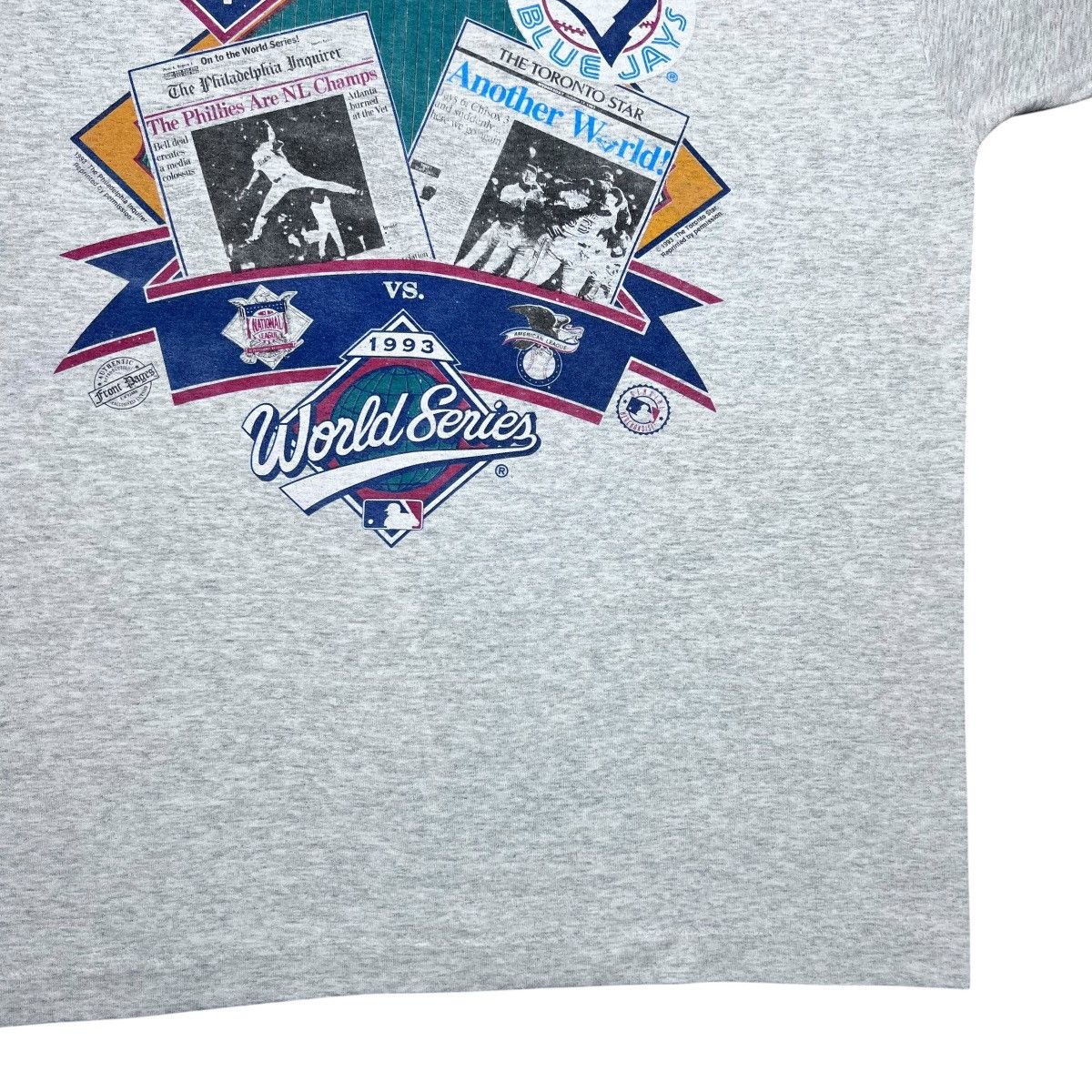 MLB Vtg 1993 MLB World Series Phillies vs Blue Jays Baseball Tee Size US XL / EU 56 / 4 - 6 Thumbnail