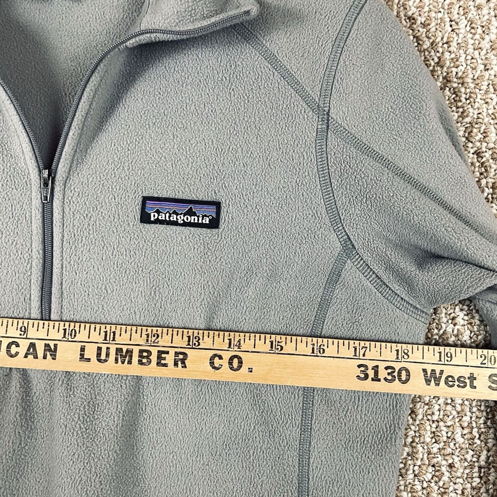 Patagonia Patagonia Micro D Pullover 1/4 Zip Grey Small Womens Sweater B1 Feather Wells Fargo Size S / US 4 / IT 40 - 5 Thumbnail