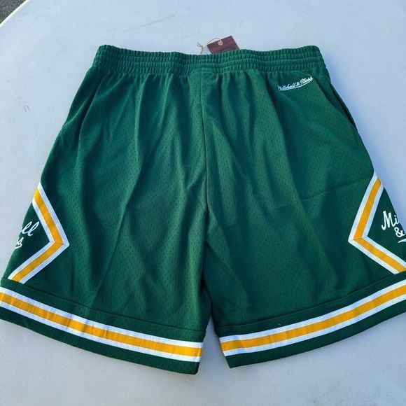 Designer × Mitchell & Ness NWT MITCHELL & NESS GREEN DIAMOND SCRIPT SHORTS SZ 2XL XXL Size US 36 / EU 52 - 9 Thumbnail