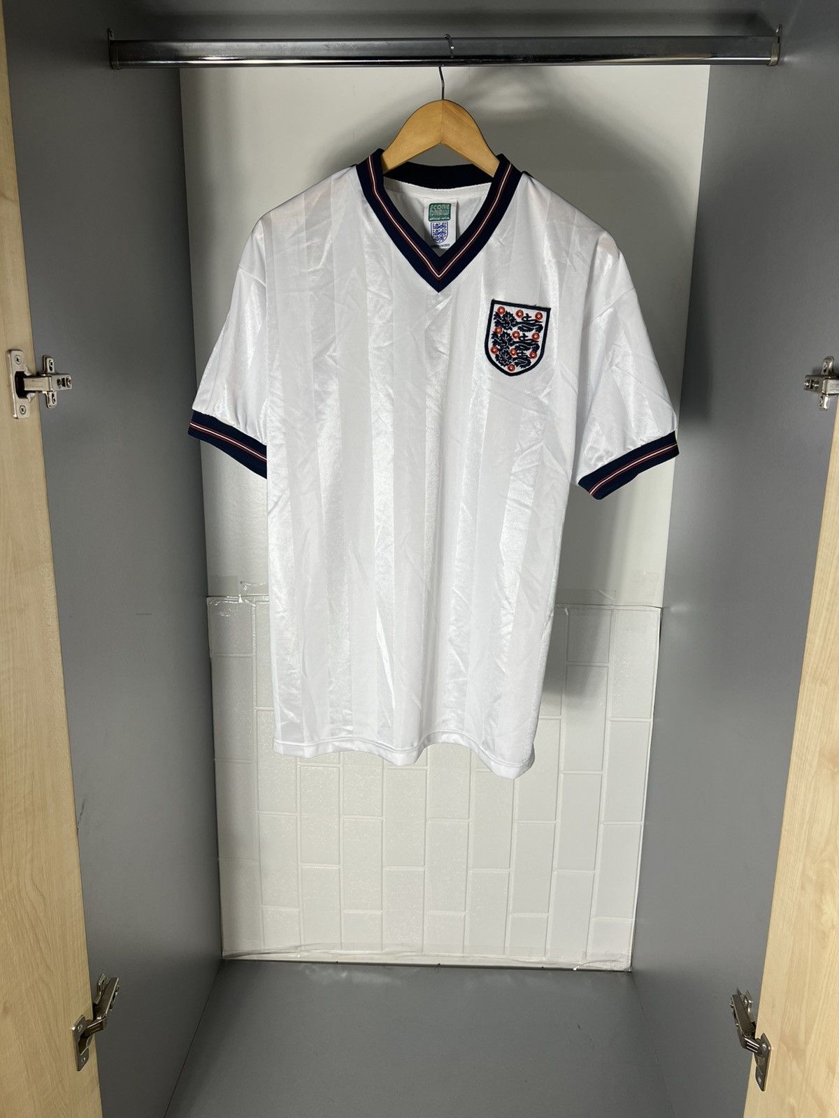 Vintage VERY RARE ENGLAND RETRO SOCCER JERSEY MANCHESTER BLOKE 90s Size US L / EU 52-54 / 3 - 2 Thumbnail