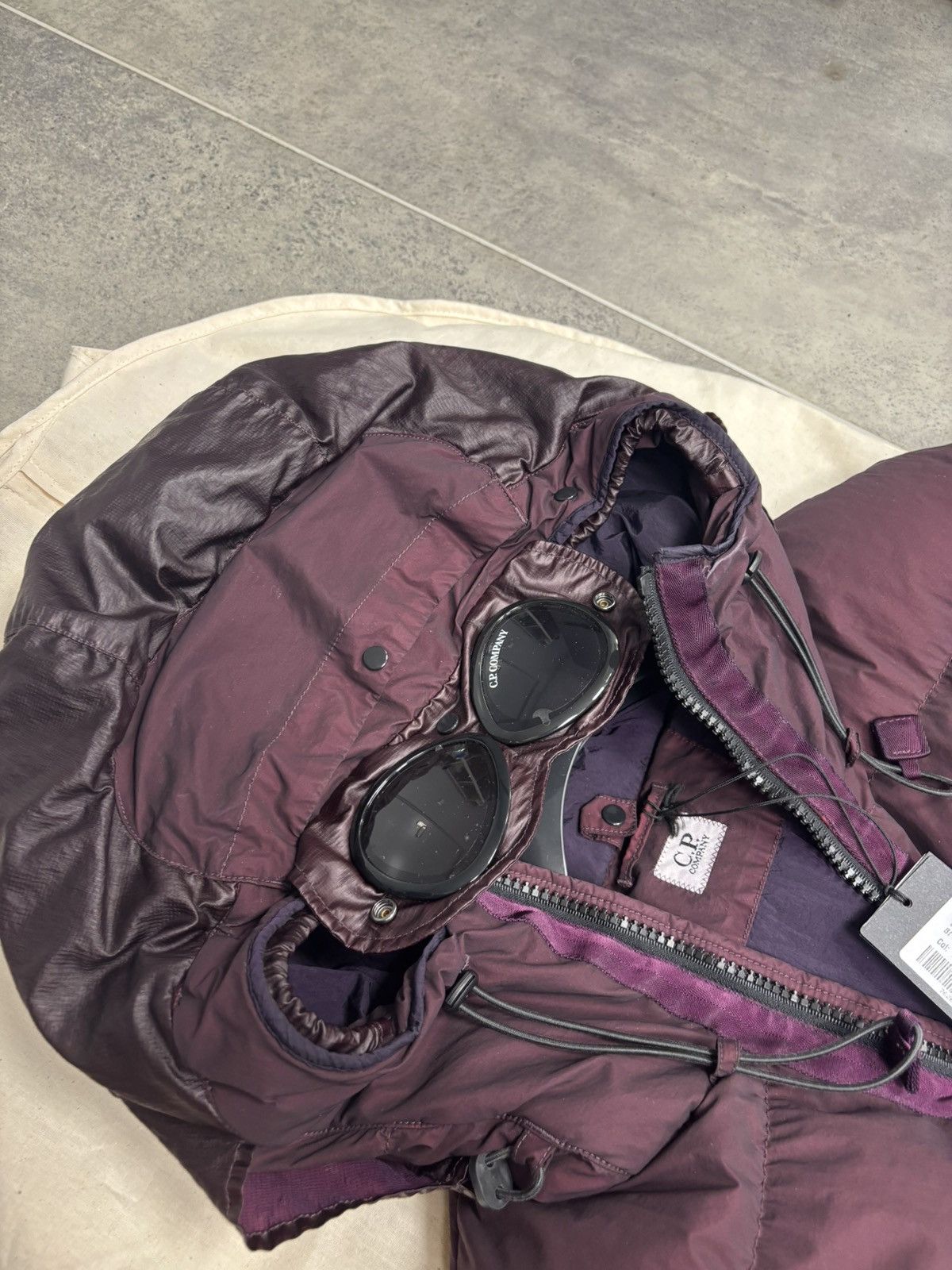 C.P. Company Cp Company burgundy puffer jacket Size US XL / EU 56 / 4 - 3 Thumbnail