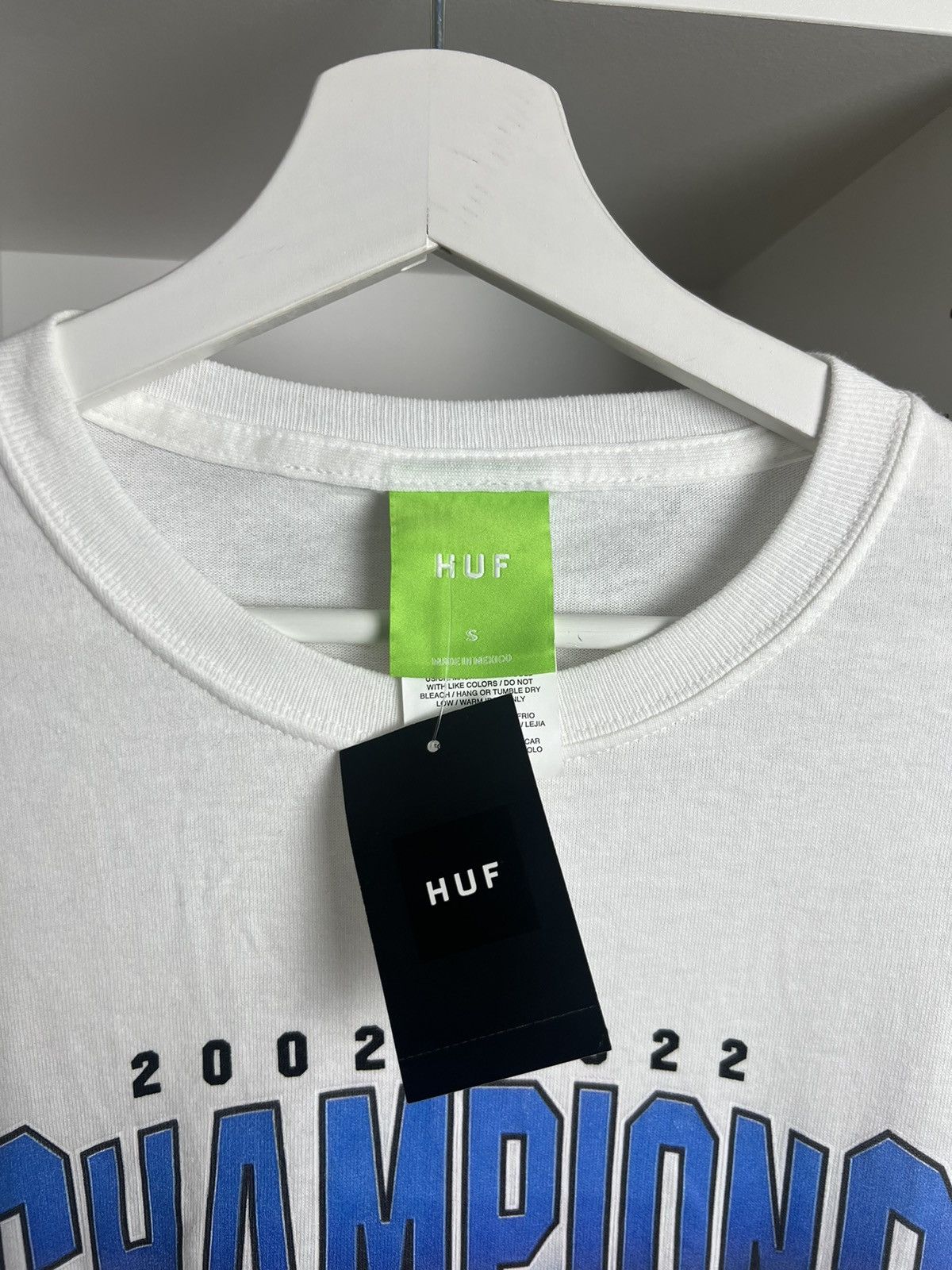 Huf Huf champions white t-shirt S DSWT skate baggy rare casual Size US S / EU 44-46 / 1 - 4 Thumbnail