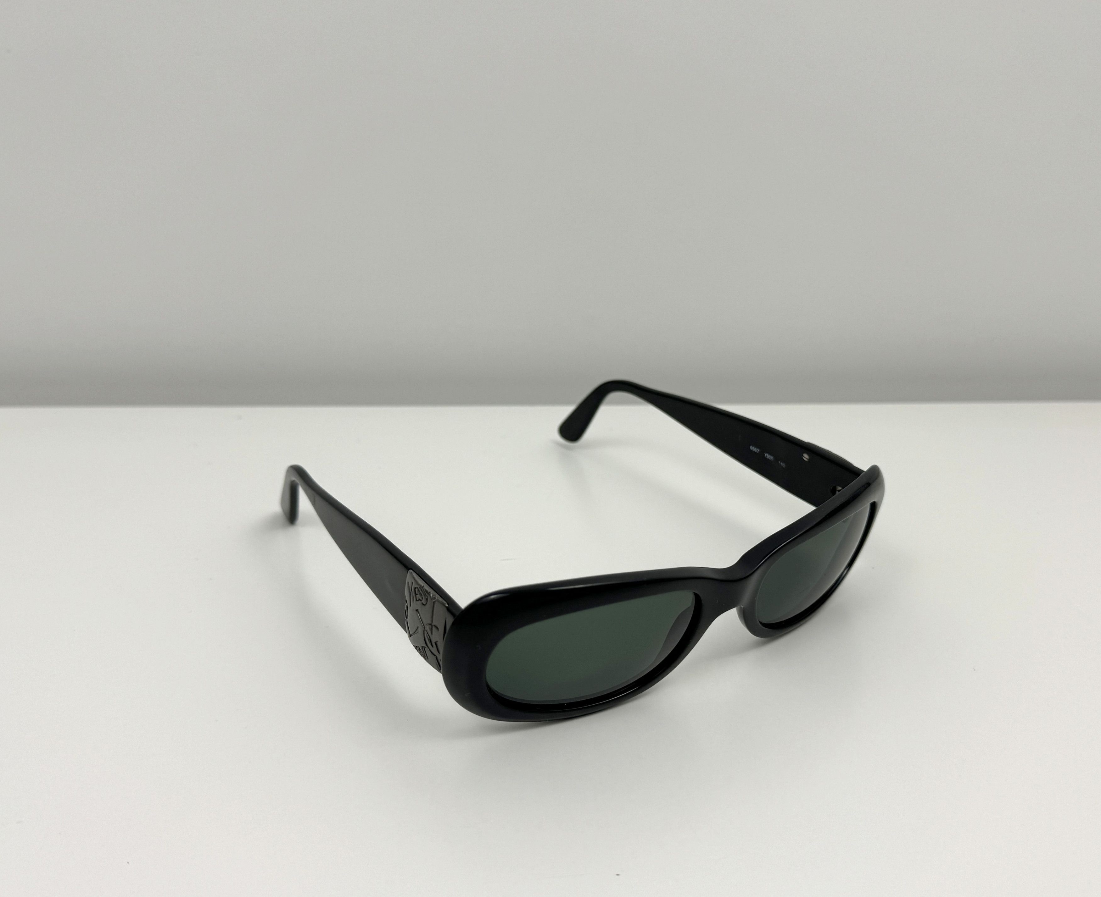 Yves Saint Laurent Yves Saint Laurent YSL 6567 Y505 Black Frame Sunglasses Size ONE SIZE - 1 Thumbnail