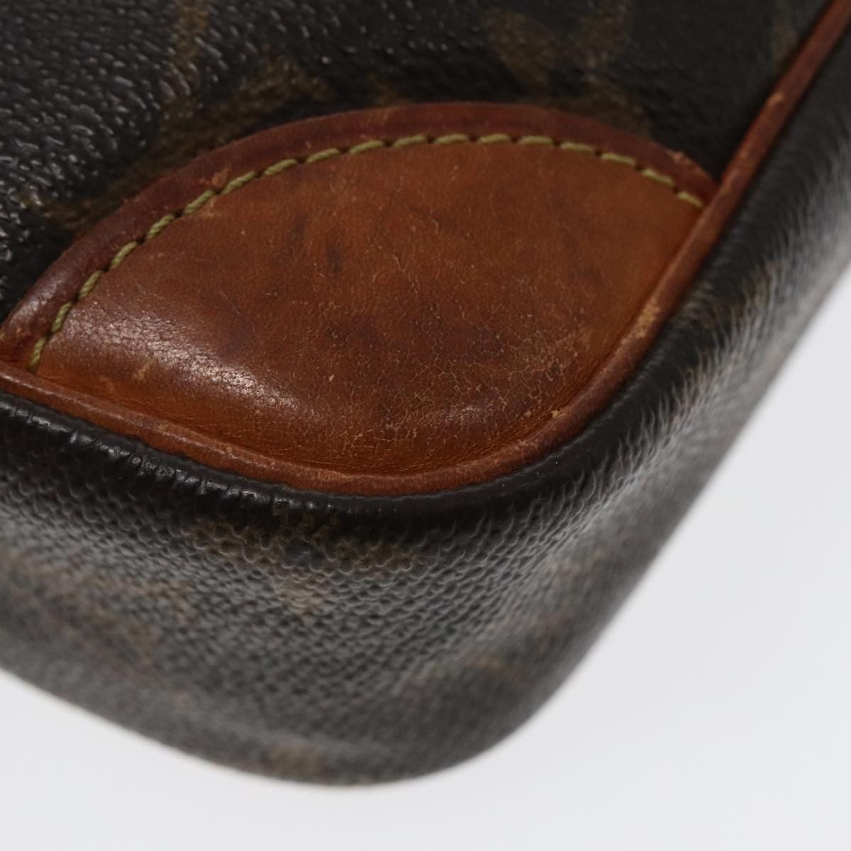 Louis Vuitton LOUIS VUITTON Monogram Danube Shoulder Bag M45266 Size ONE SIZE - 16 Thumbnail