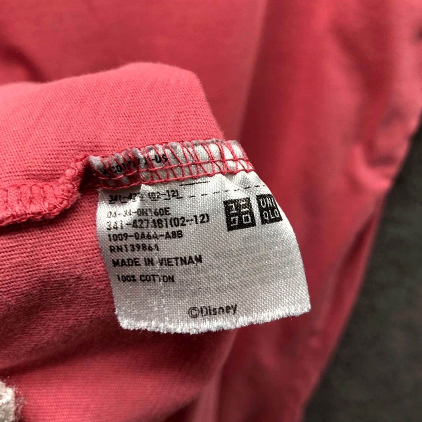 Uniqlo VINTAGE Uniqlo UT Disney Mickey Mouse T Shirt Mens L Pink Short Sleeve Crewneck Cotton Size US L / EU 52-54 / 3 - 7 Thumbnail