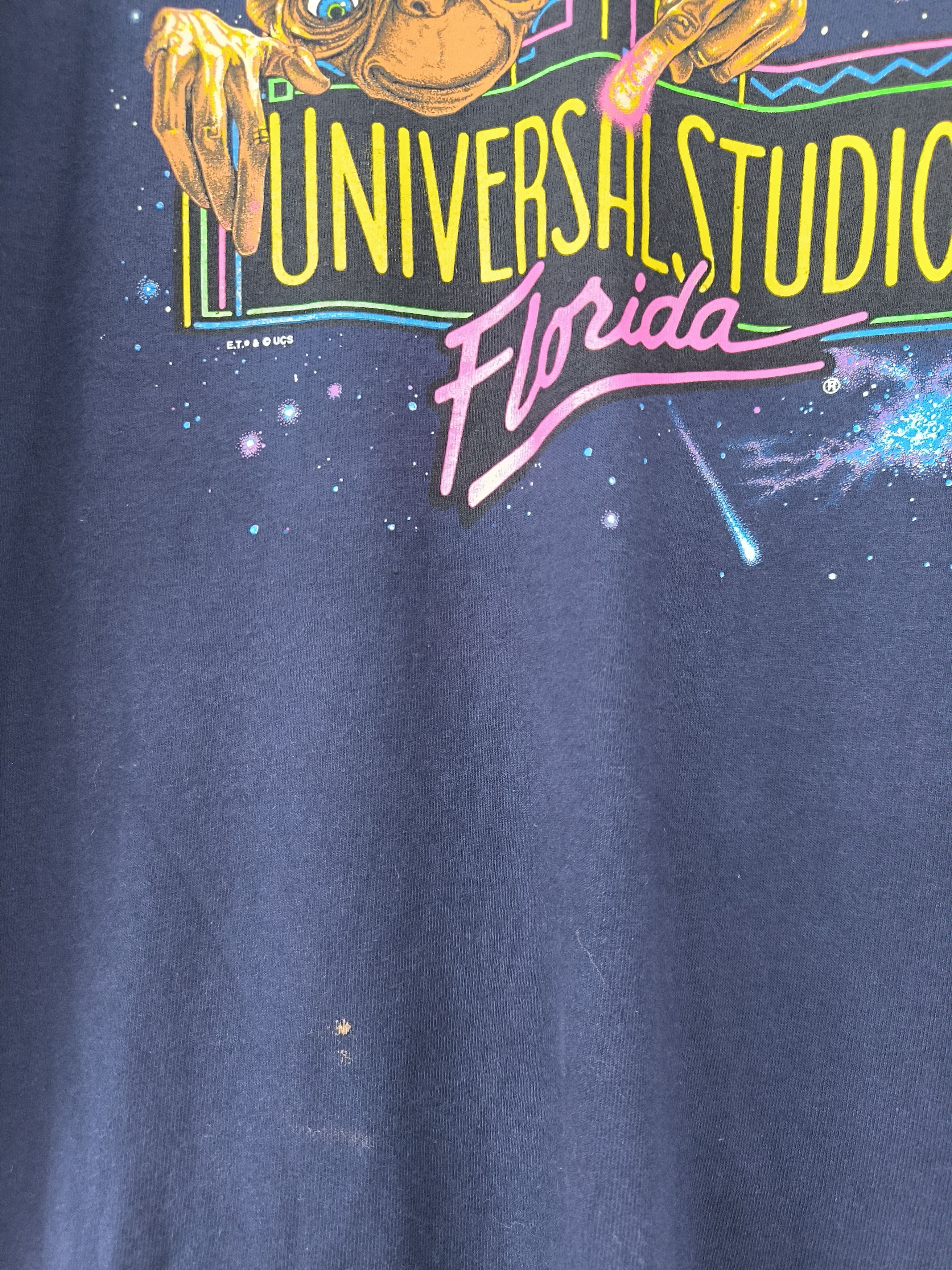 Universal Studios Vintage Universal Studios Florida E.T. Movie Space T-Shirt Size US L / EU 52-54 / 3 - 3 Thumbnail