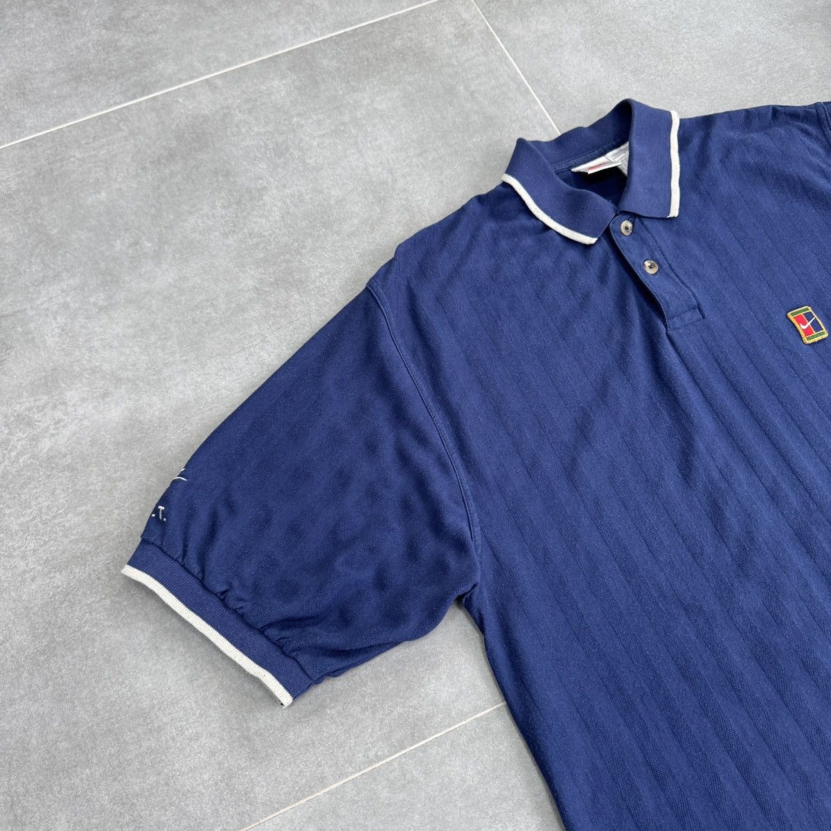 Vintage Vintage Nike Court 90s Tennis Men Polo Shirt Size M Size US M / EU 48-50 / 2 - 3 Thumbnail