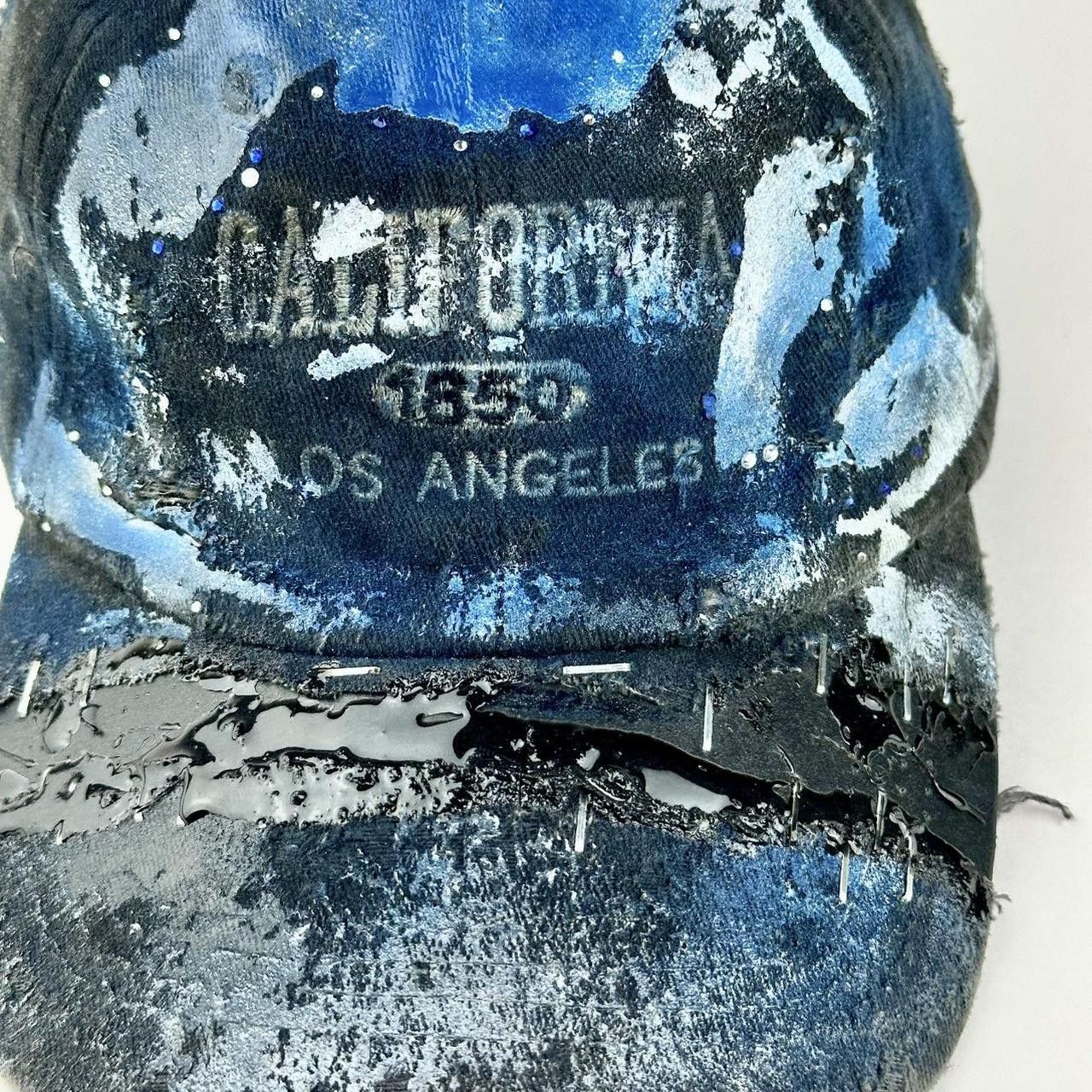 Other ASTROBOI* 'Cali' Black & Blue Painted Rhinestone Resin Hat Size ONE SIZE - 3 Thumbnail