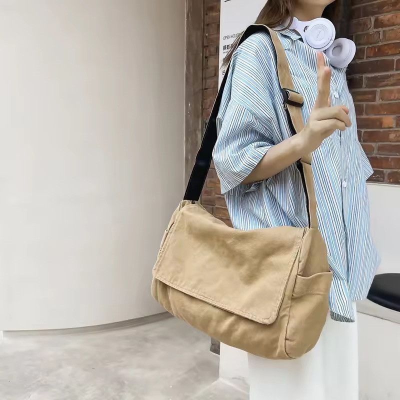 Japanese Brand Military-Style Canvas Shoulder Bag / Messenger Tote Size ONE SIZE - 2 Thumbnail