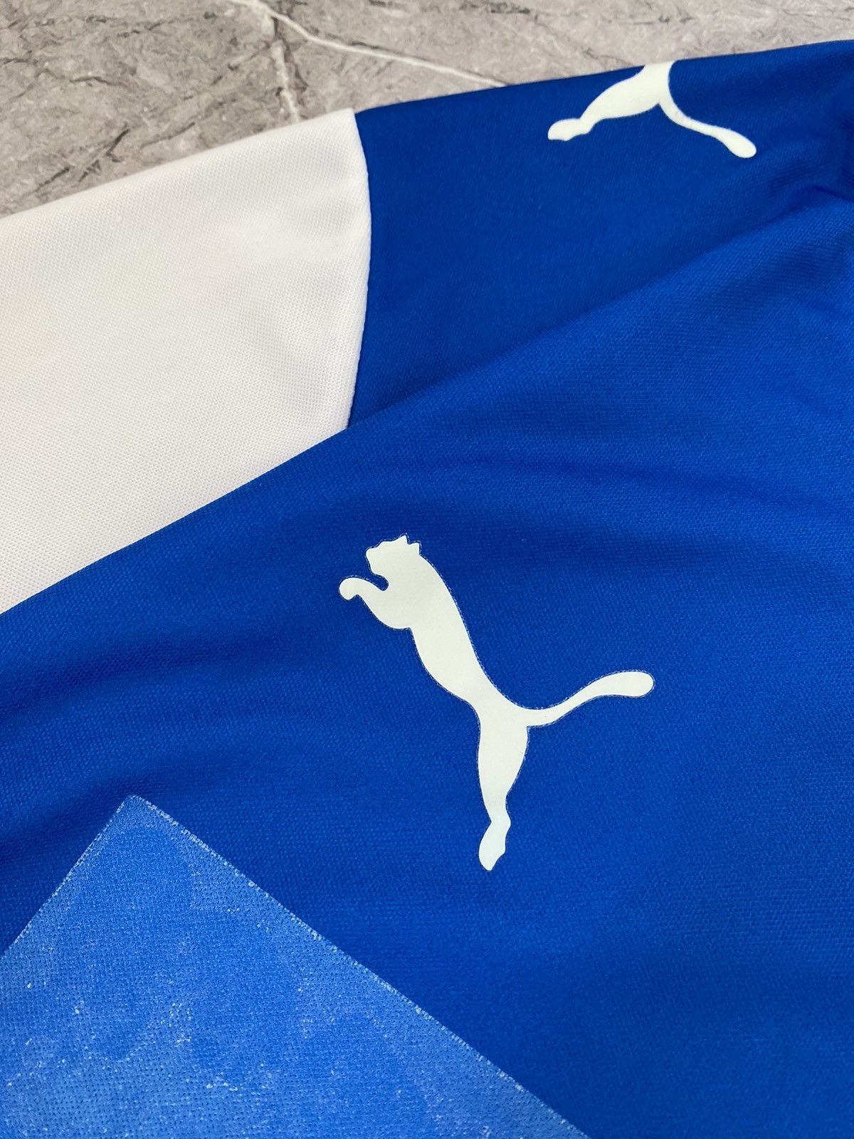 Puma Adidas 2011/2012 Grasshoppers Zurich Home Soccer Jersey Size US L / EU 52-54 / 3 - 7 Thumbnail