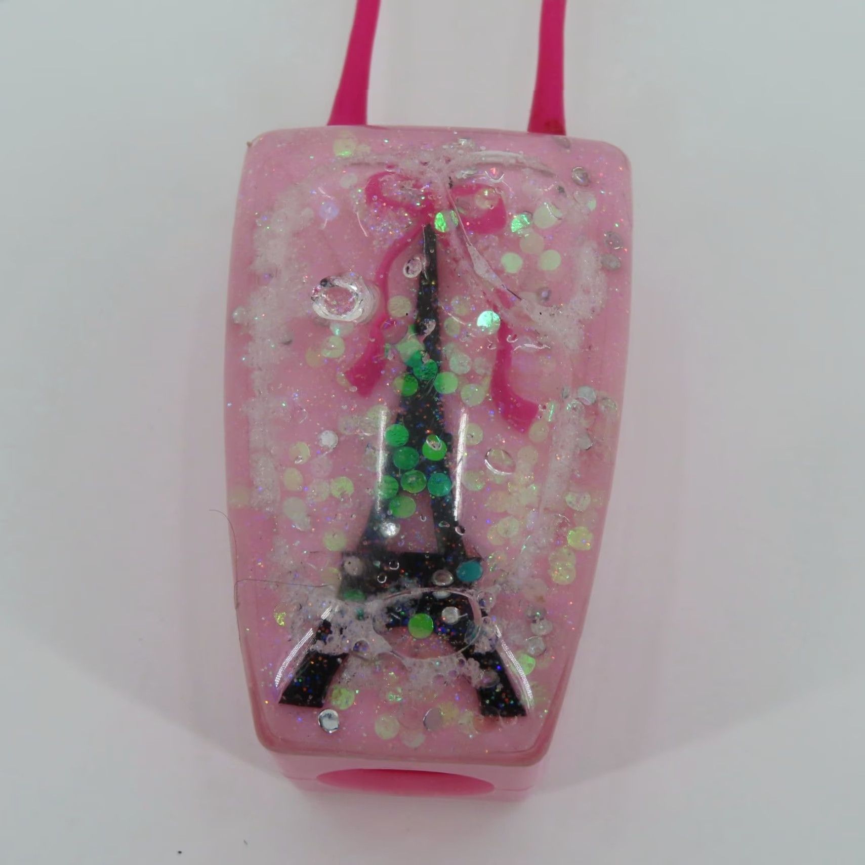 Vintage VINTAGE Bath and Body Works PocketBac Holder Eiffel Tower Snow Globe Loop Top VTG Pink Plastic Key Chain One Size Women Size ONE SIZE - 5 Thumbnail