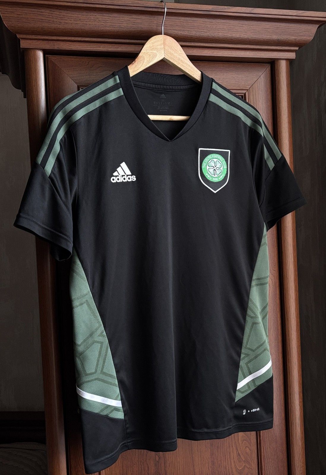 Adidas Adidas Celtic 2022 2023 Training Shirt Jersey Soccer Size US M / EU 48-50 / 2 - 2 Thumbnail