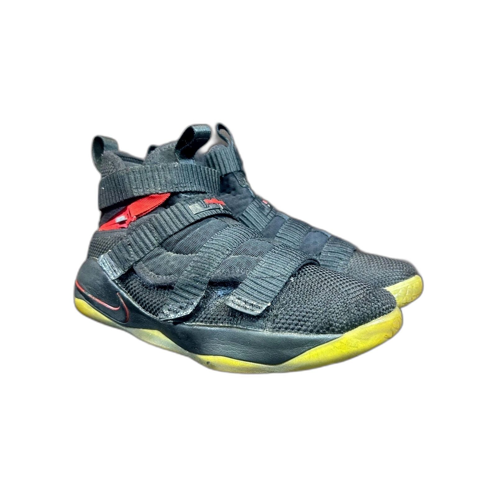 Nike Nike LeBron Soldier 11 FlyEase Black Basketball Shoes Sneake Size US XXS / EU 40 - 2 Thumbnail