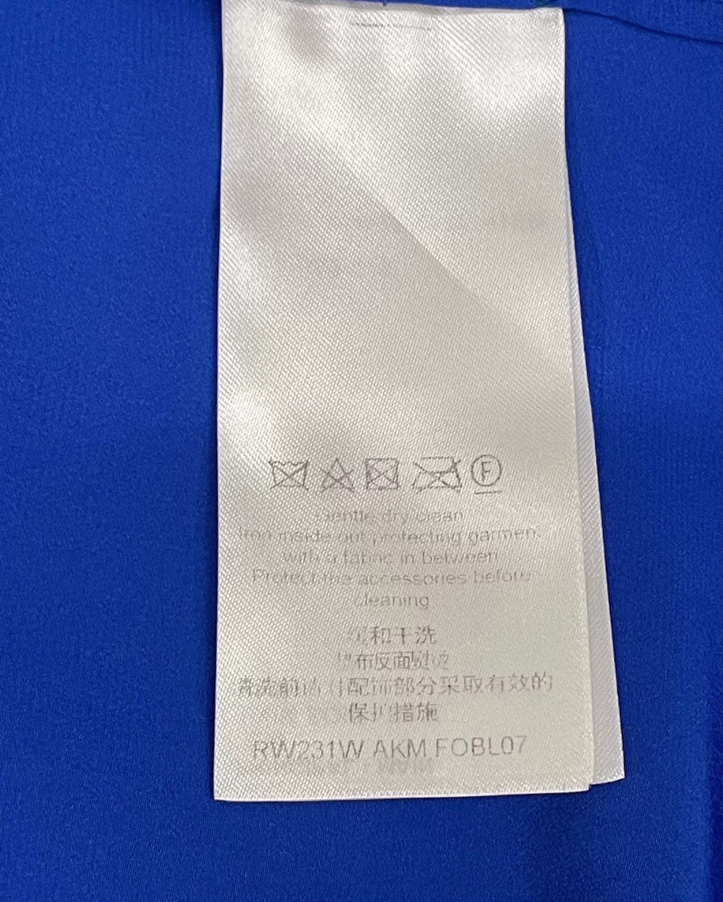 Louis Vuitton LV solid 100% pure silk size 36 Size XS / US 0-2 / IT 36-38 - 6 Thumbnail