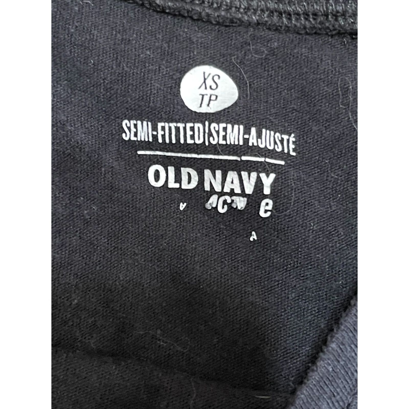 Old Navy Old Navy Tank Top Women's XS Black Semi-Fitted RUN REST REPEAT Tank XS Black Old Navy Women Tank Size XS / US 0-2 / IT 36-38 - 6 Thumbnail