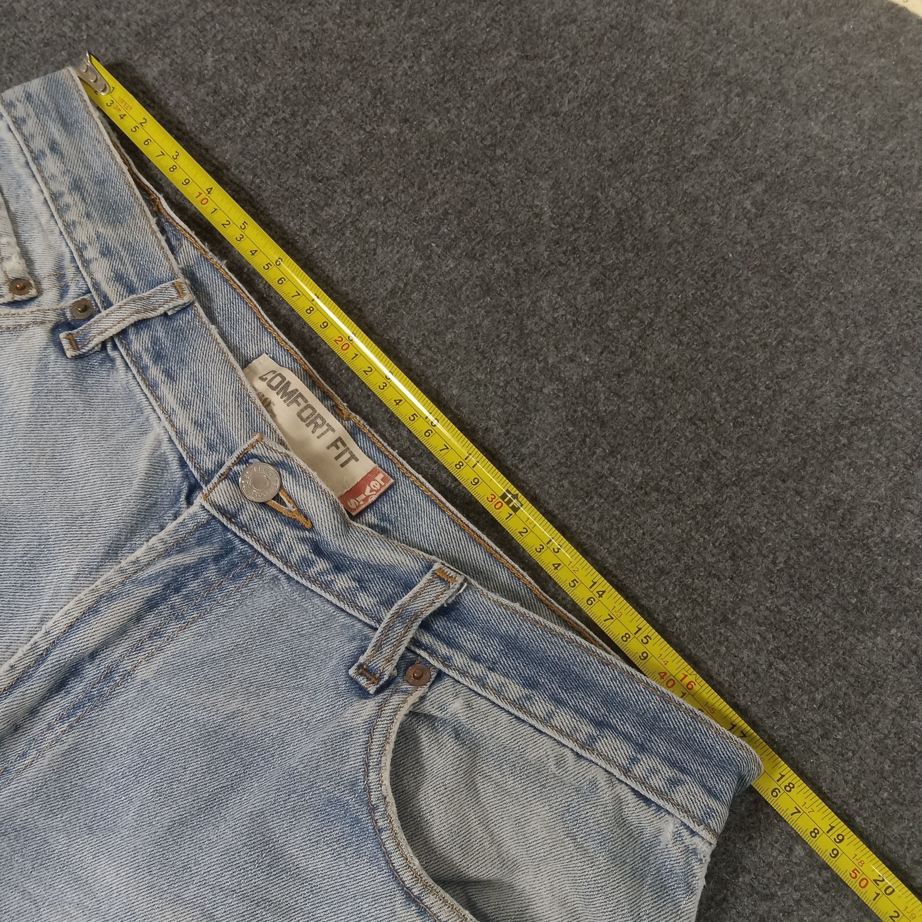 Levi's Levi's 560 Grunge Style Distressed Denim Jeans Size US 35 - 7 Thumbnail