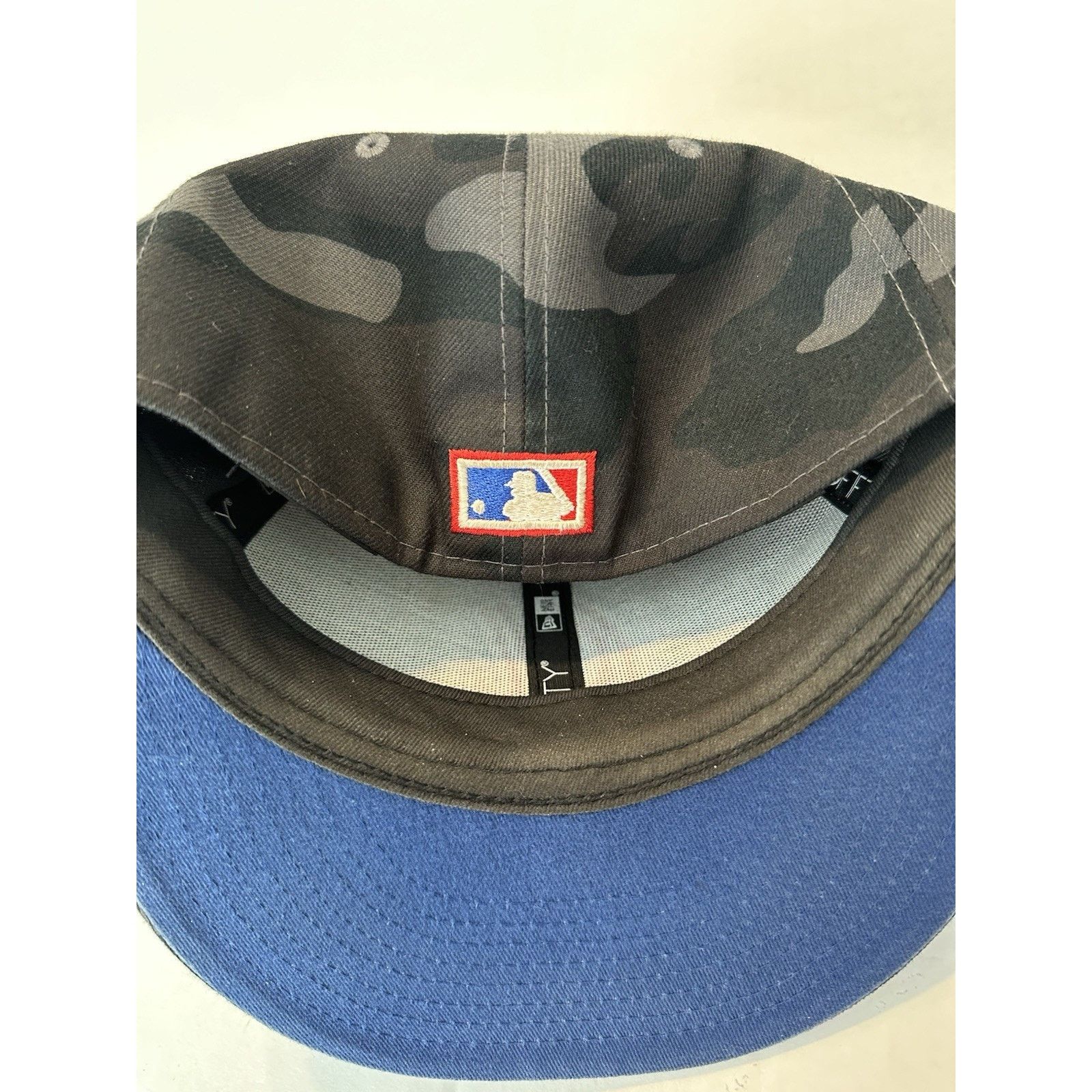 New Era New Era Cooperstown Atlanta Braves Hat Cap Blk Camo sz 7 1/4 Size ONE SIZE - 12 Thumbnail