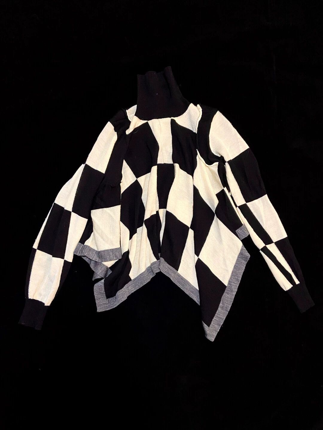 Comme des Garcons COMME des GARCONS 2000s Irregular Hem Checkered Knit Top Size ONE SIZE - 8 Thumbnail