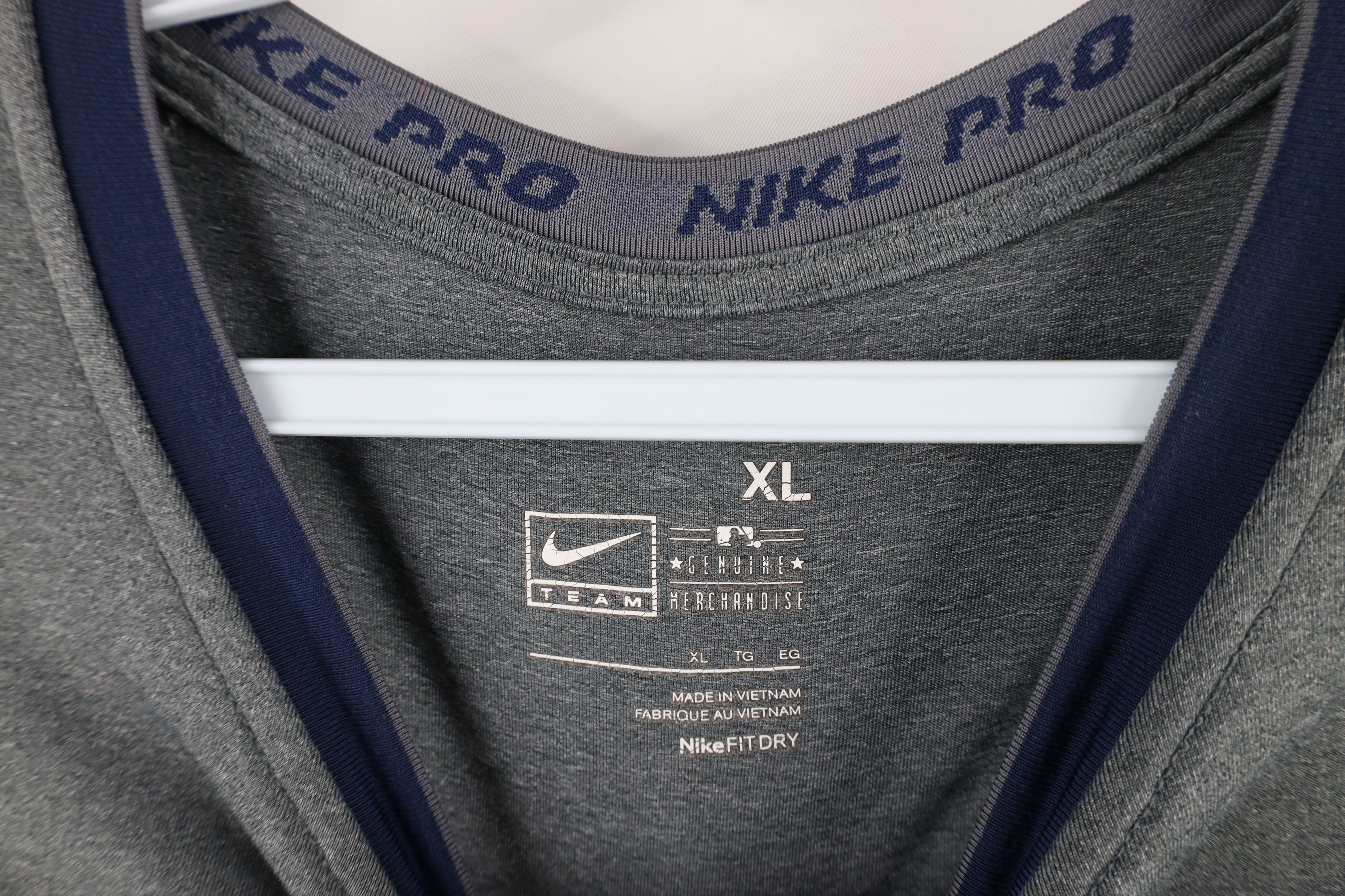 Nike × Vintage Nike Pro Detroit Tigers Baseball Old English D T-Shirt Gray Size US XL / EU 56 / 4 - 8 Thumbnail