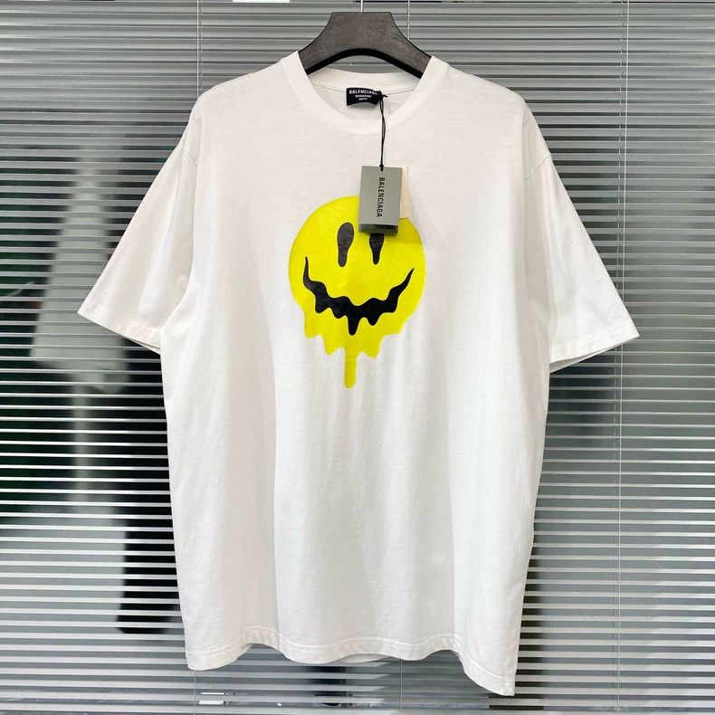 Balenciaga Balenciaga Smile and Smile Victory Gesture short sleeves 25 Size US XS / EU 42 / 0 - 1 Thumbnail