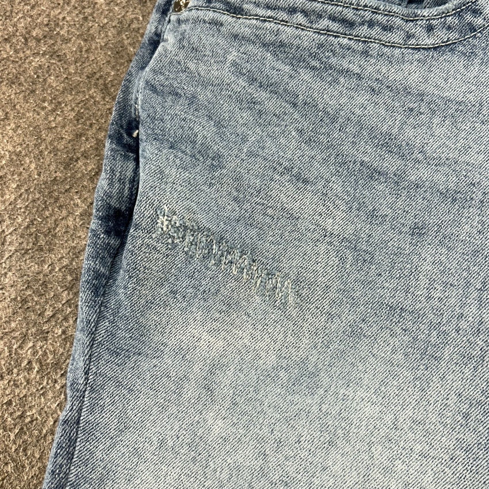 True Religion True Religion Ricky Jeans Mens 34x29 Blue Distressed Relaxed Straight Denim 5-Pocket Design Size US 34 / EU 50 - 6 Thumbnail