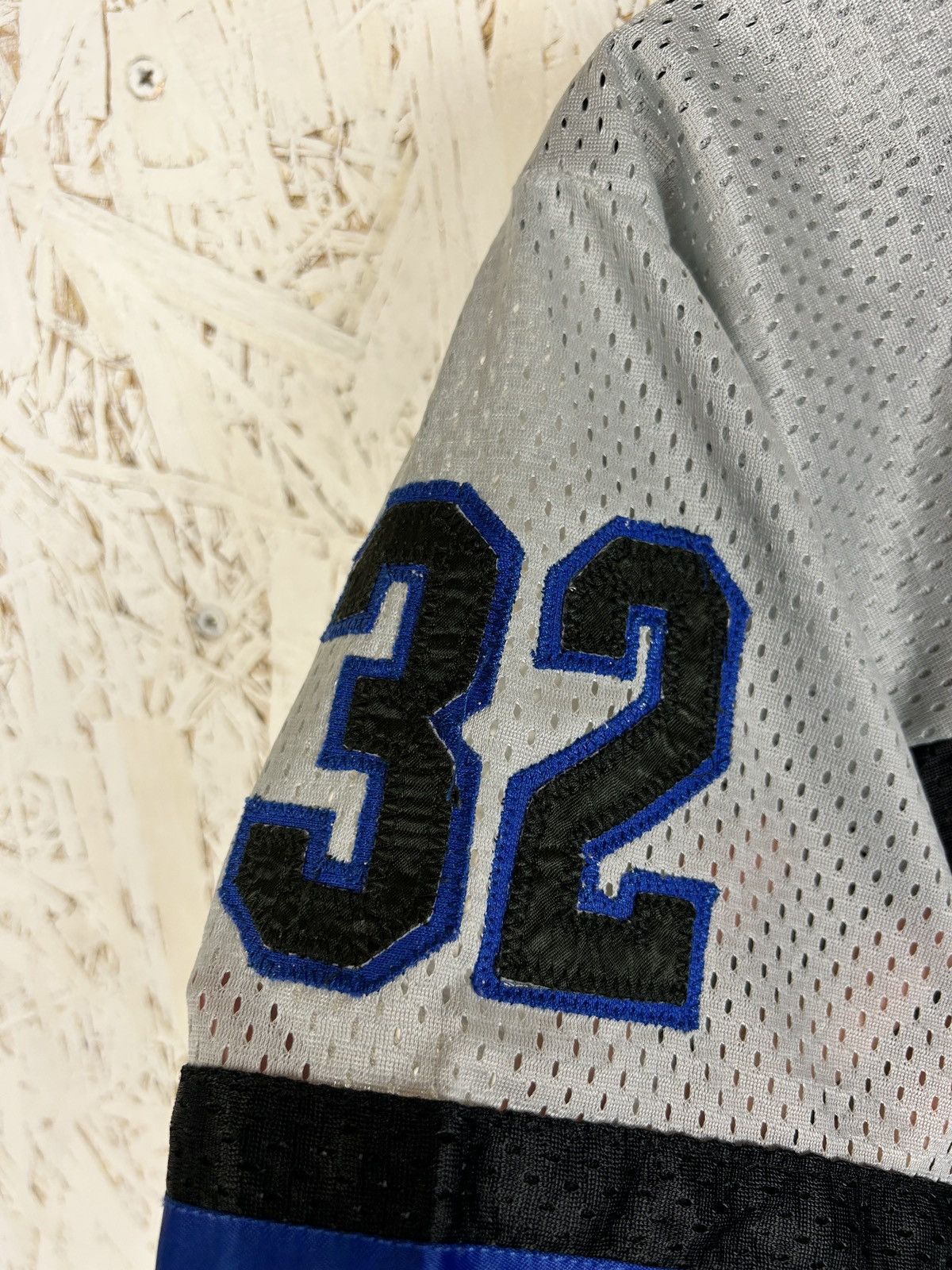 NBA 90s NBA Spalding Orlando Magic #32 Retro Jersey Size S Size US S / EU 44-46 / 1 - 4 Thumbnail