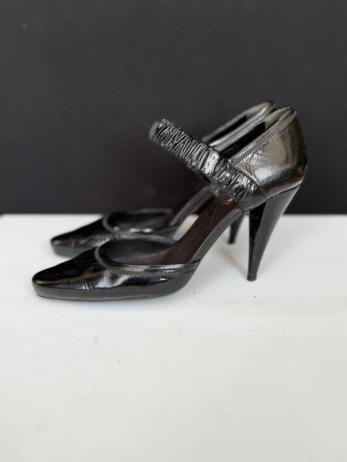 Prada Prada Black Patent Leather Heels Sizes 39 Size US 9 / IT 39 - 2 Thumbnail